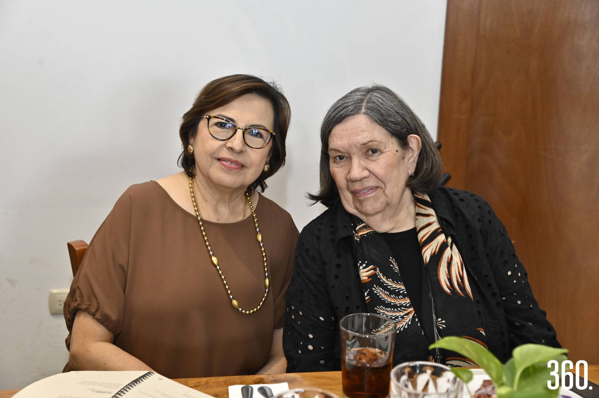 $!Esperanza Guevara y Orbilia Rumayor.