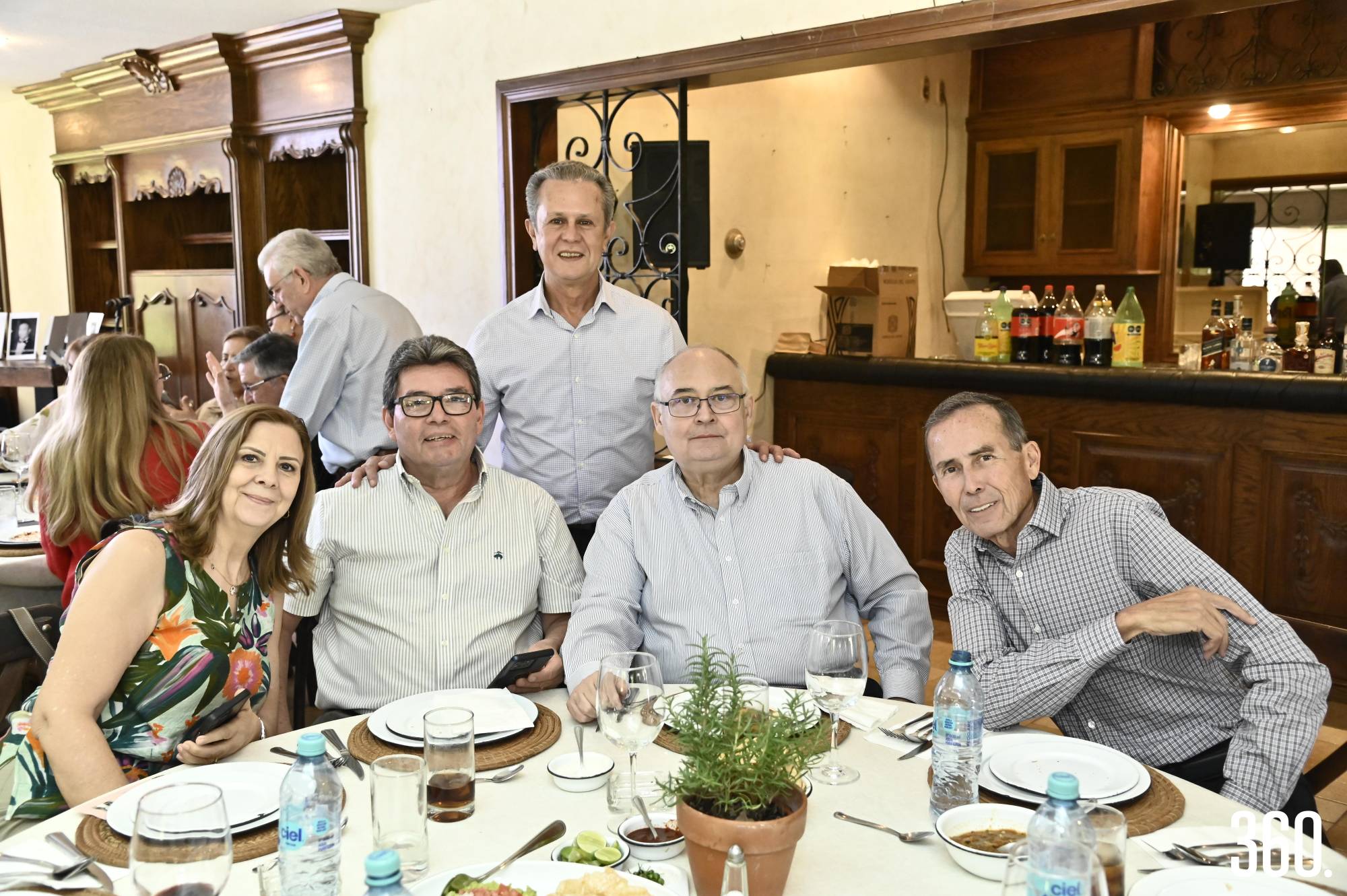 $!Ricardo Garza, Verónica Arellano, Virgilio Martínez, Guillermo González y Antonio Dewey.