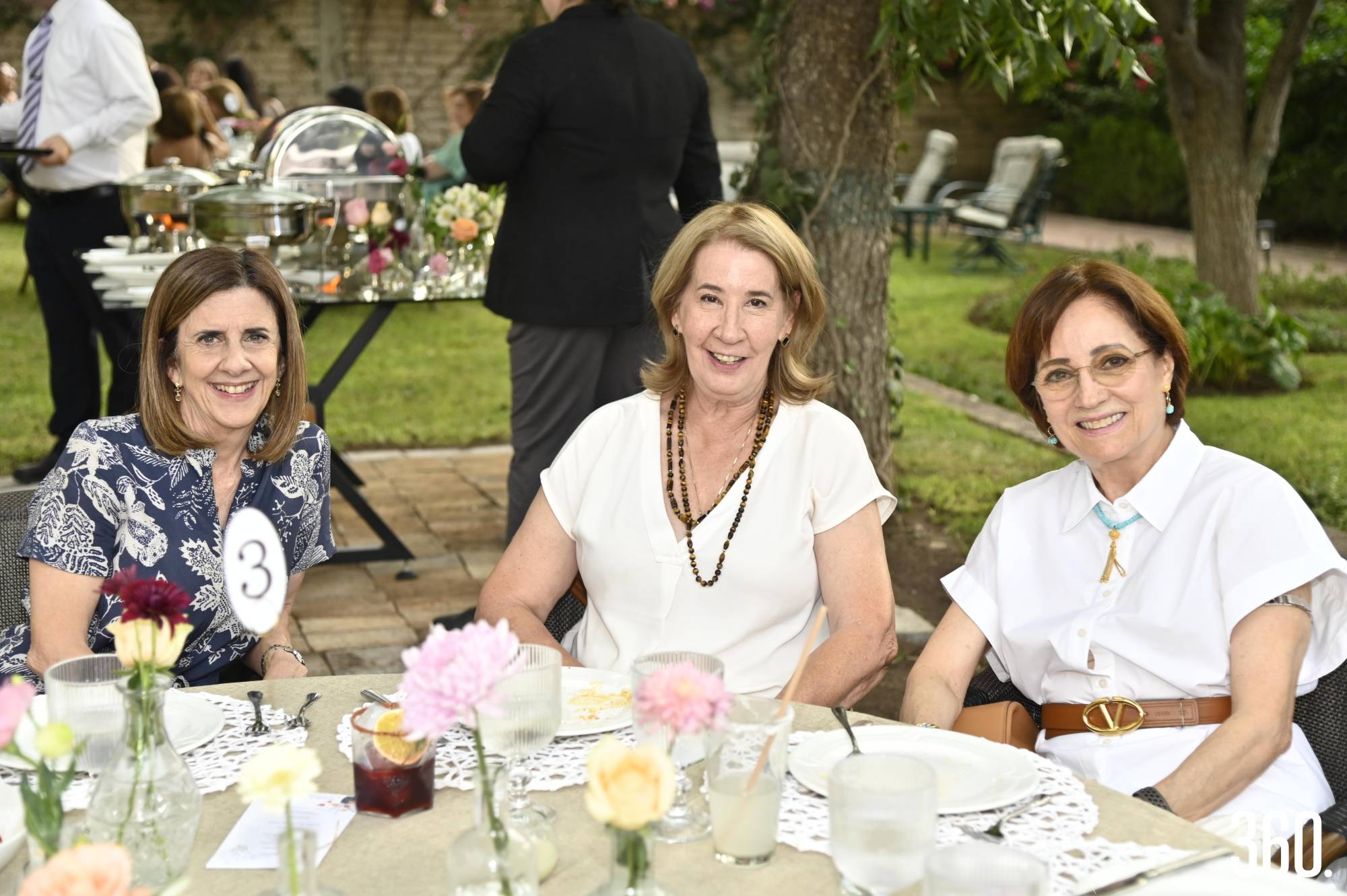 $!Conchalupe Arizpe, Olivina Delgado y Elma Rodríguez de Arizpe.