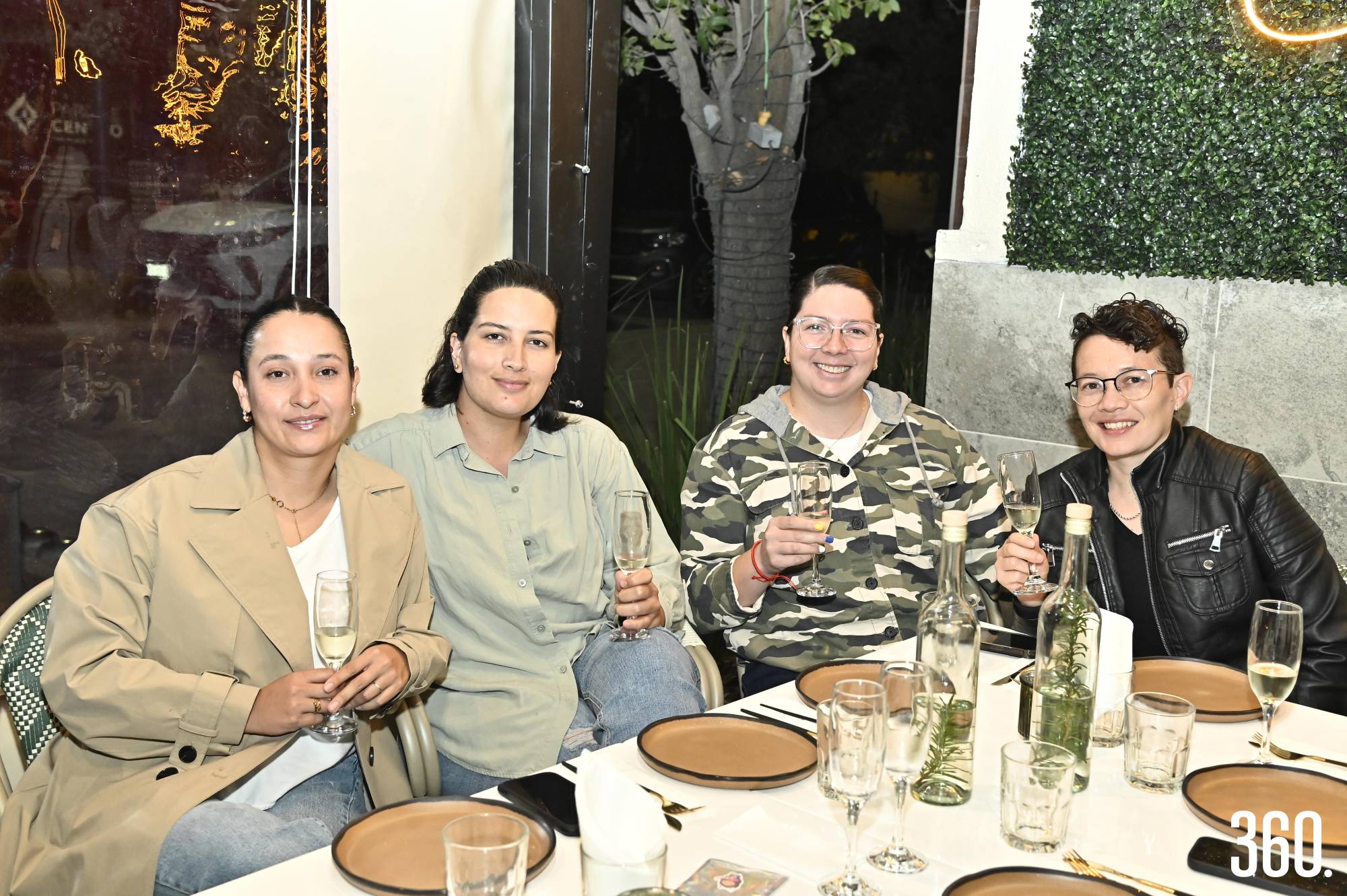 $!Cyndi Pérez, Julie y Tere Iga y Lizeth Castro.