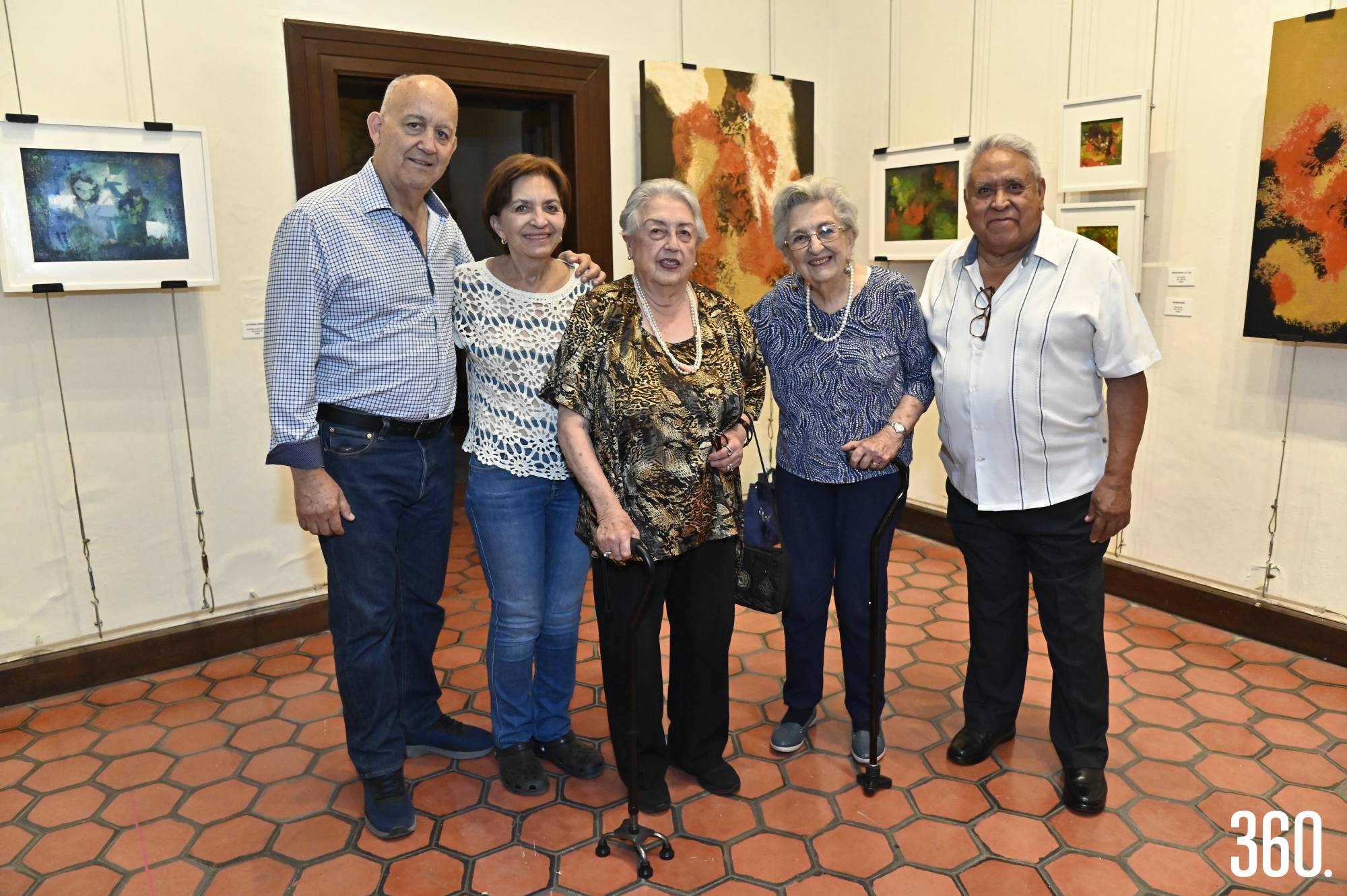 $!Alejandro y Marielena Huereca, Grizelda Tamez, Elenita Santos y Adrián Zepeda.