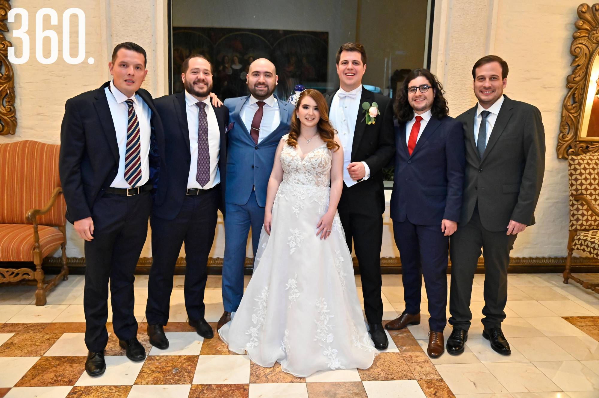 $!Los novios con Salvador Lira, Miguel Ángel Garza, Álvaro León, Luis Fernando Cantú y Miguel Portilla.