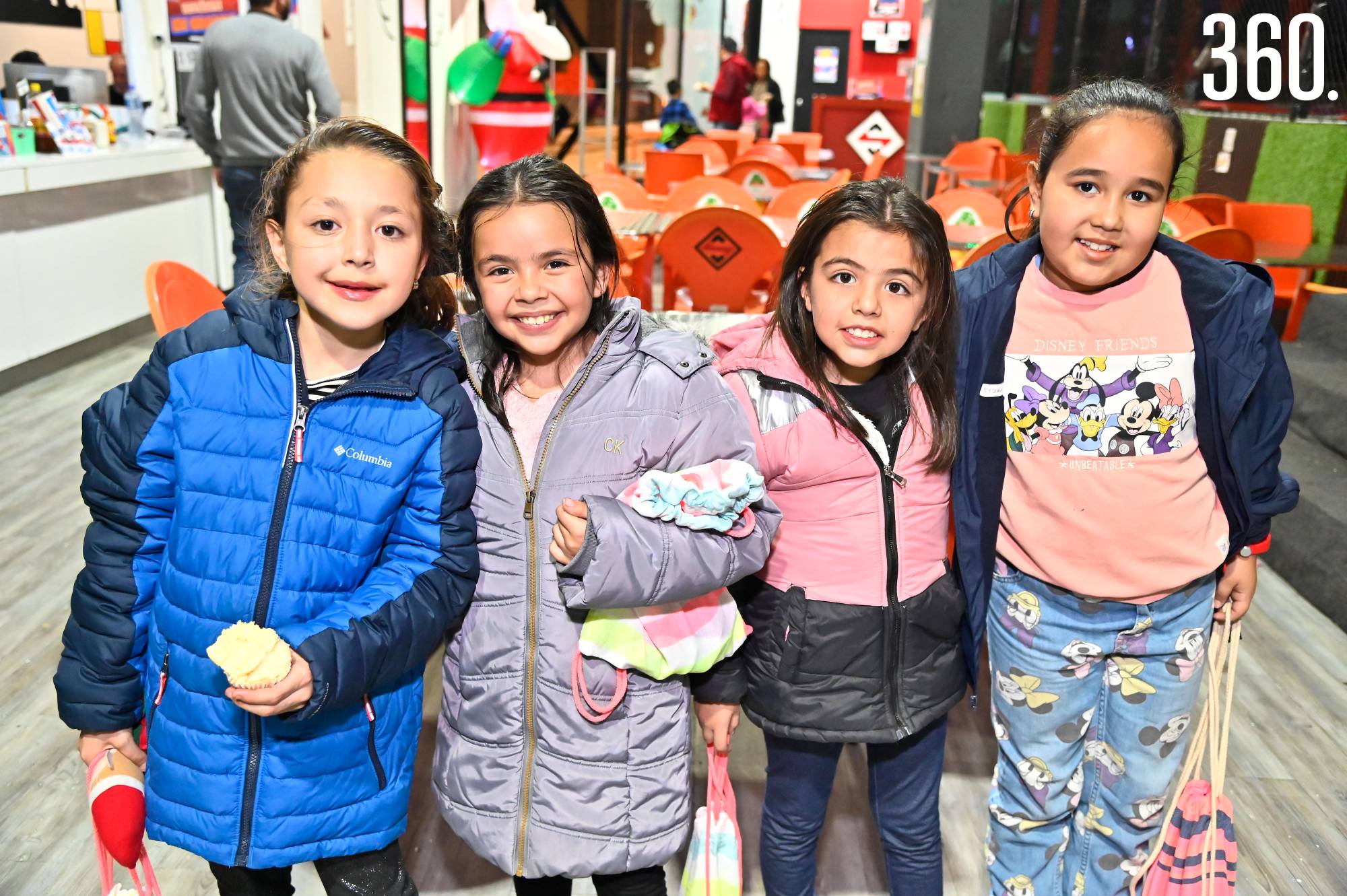$!Ana Fernanda Flores, Mariana e Ivanna Montemayor, y Fernanda Villarreal.