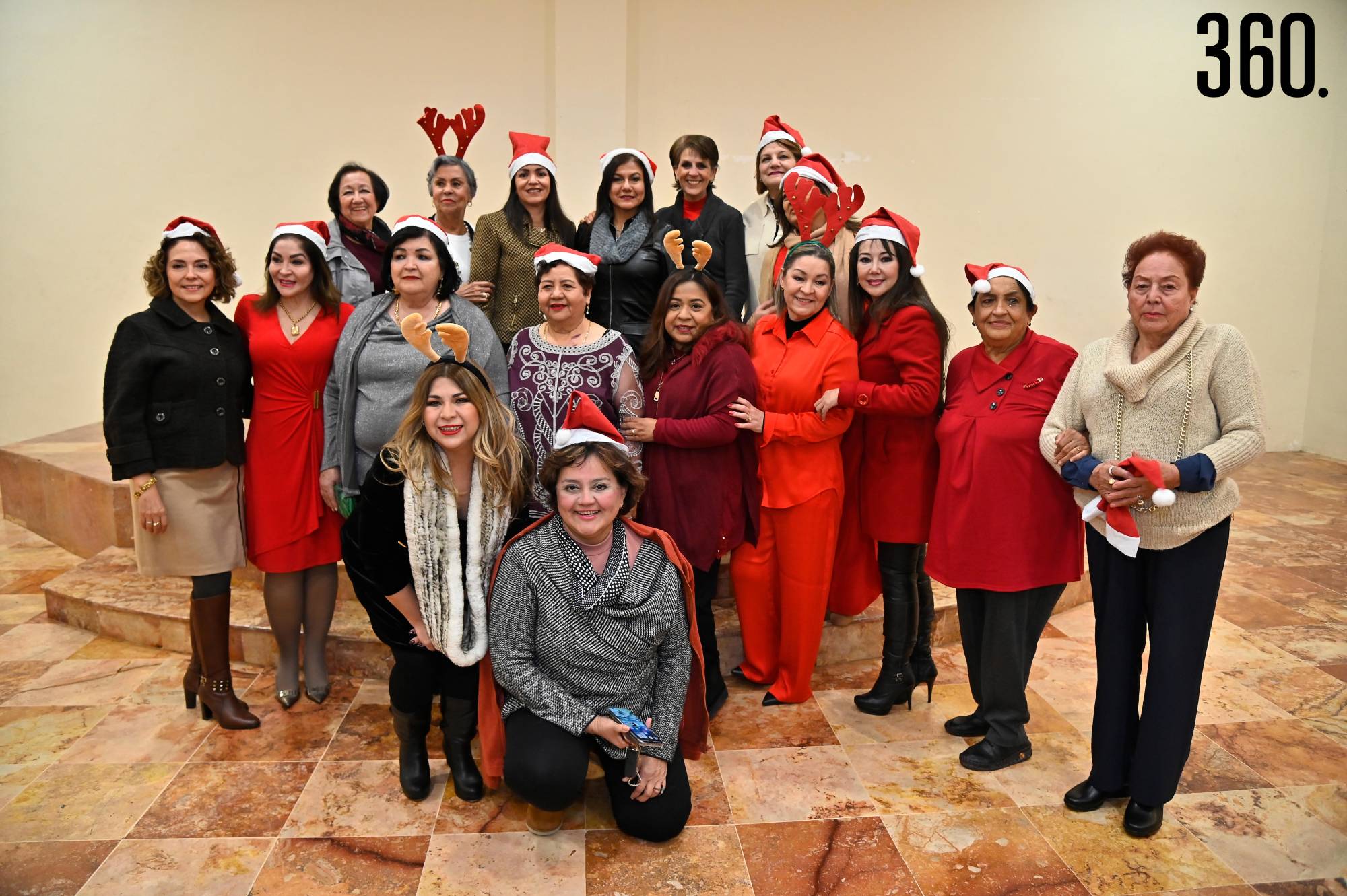 $!Damas integrantes de la Comunidad del Rosario Trinitario de los Jueves.