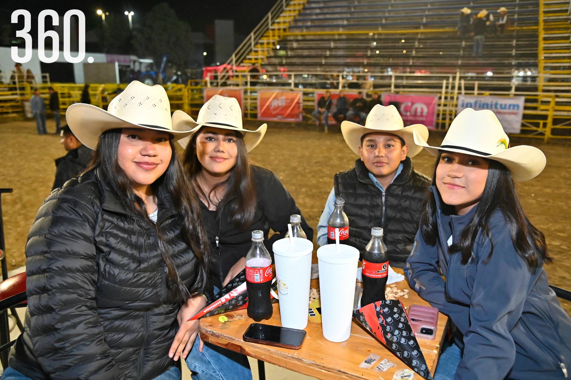 $!VIVEN EL RODEO SALTILLO CON CENA DE GALA