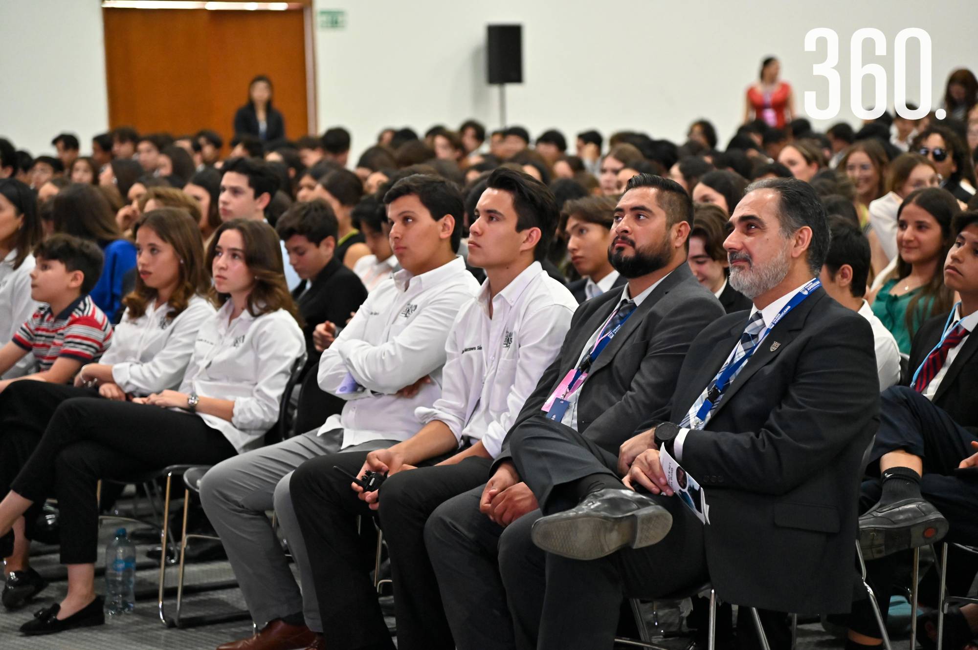 $!ALUMNOS APRENDEN EN COLAM MINDS 2024