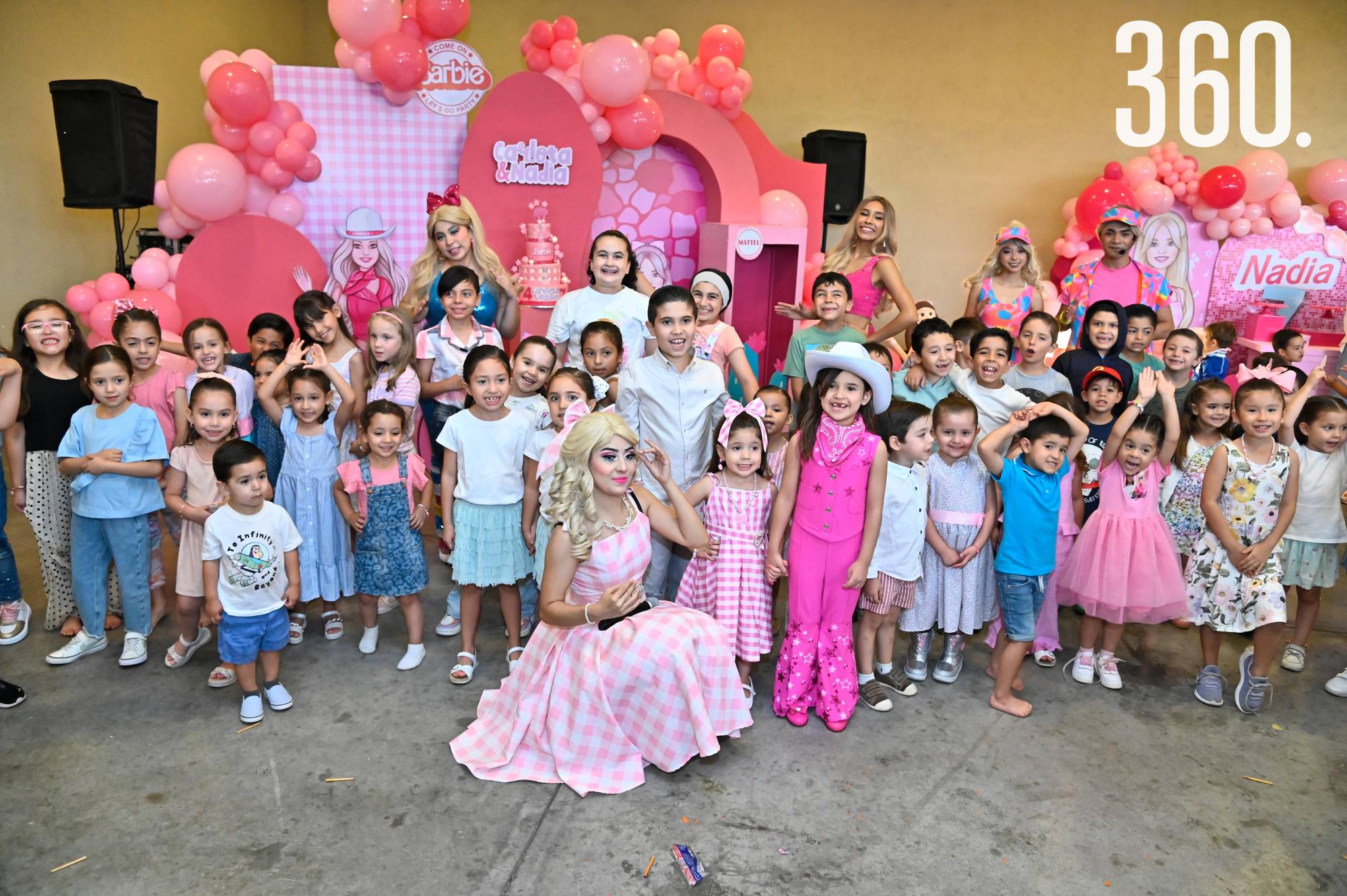$!FIESTA DE BARBIE PARA CARLOTA Y NADIA DE LAS FUENTES