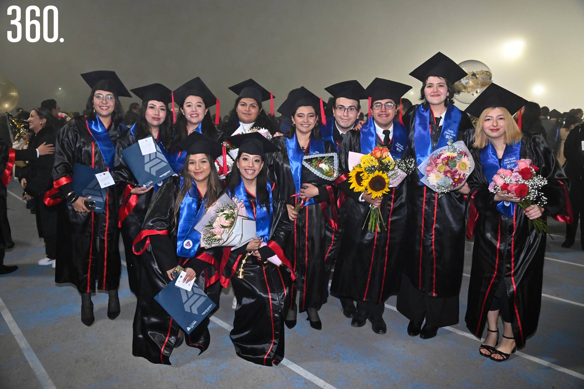 $!Alumnos de la carrera de Idiomas y Relaciones Públicas.