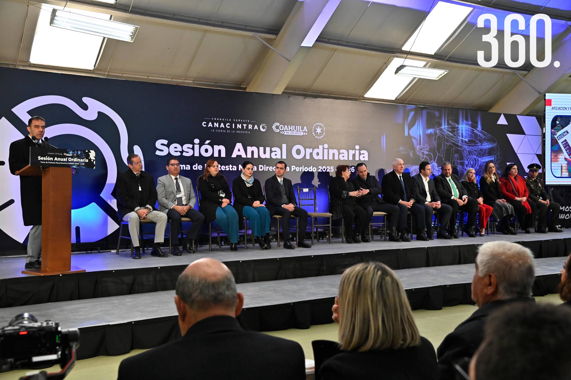 $!La ceremonia se llevó a cabo en las instalaciones de CANACINTRA en Saltillo.