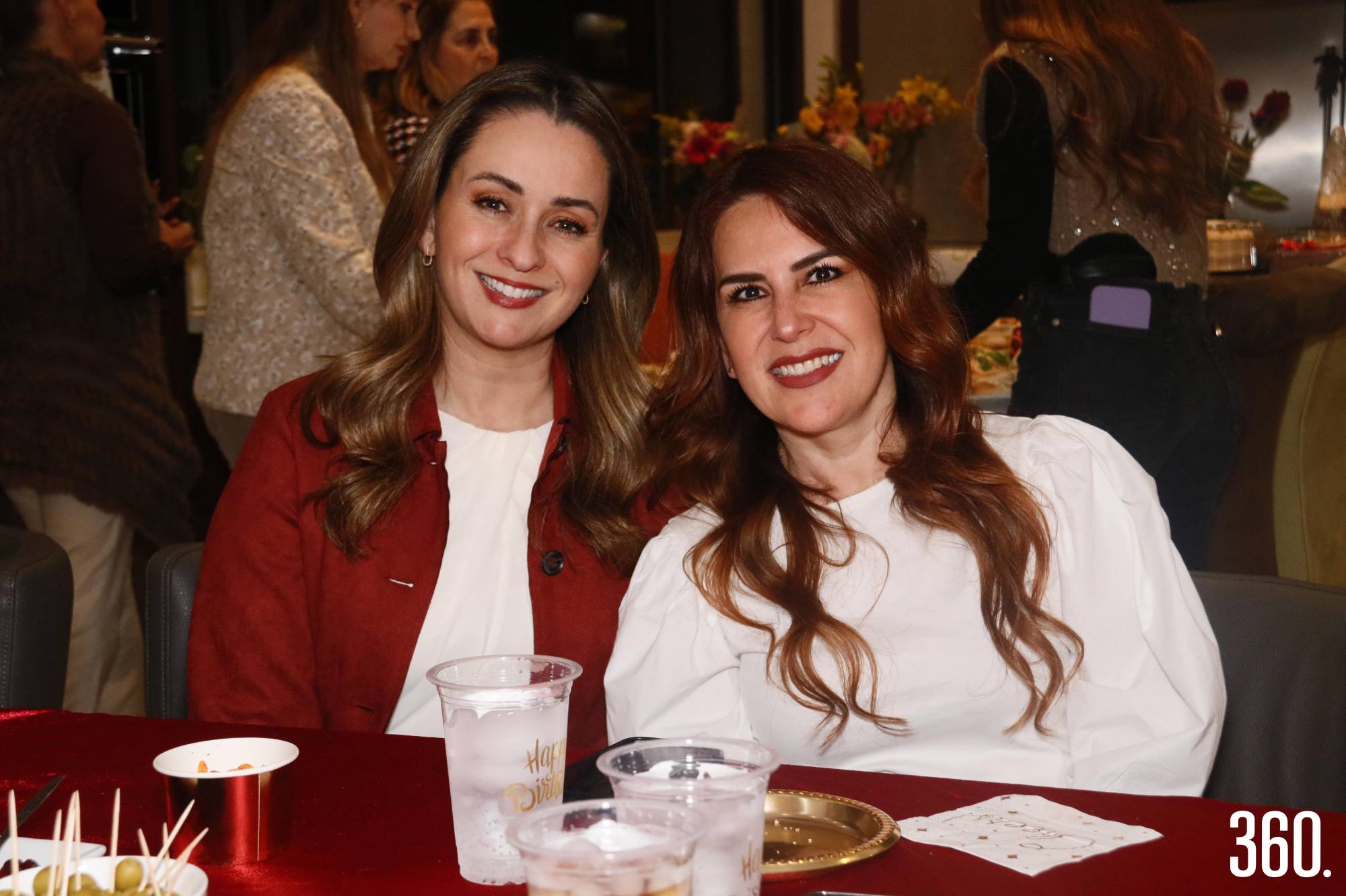 $!Luly López y Arely García.