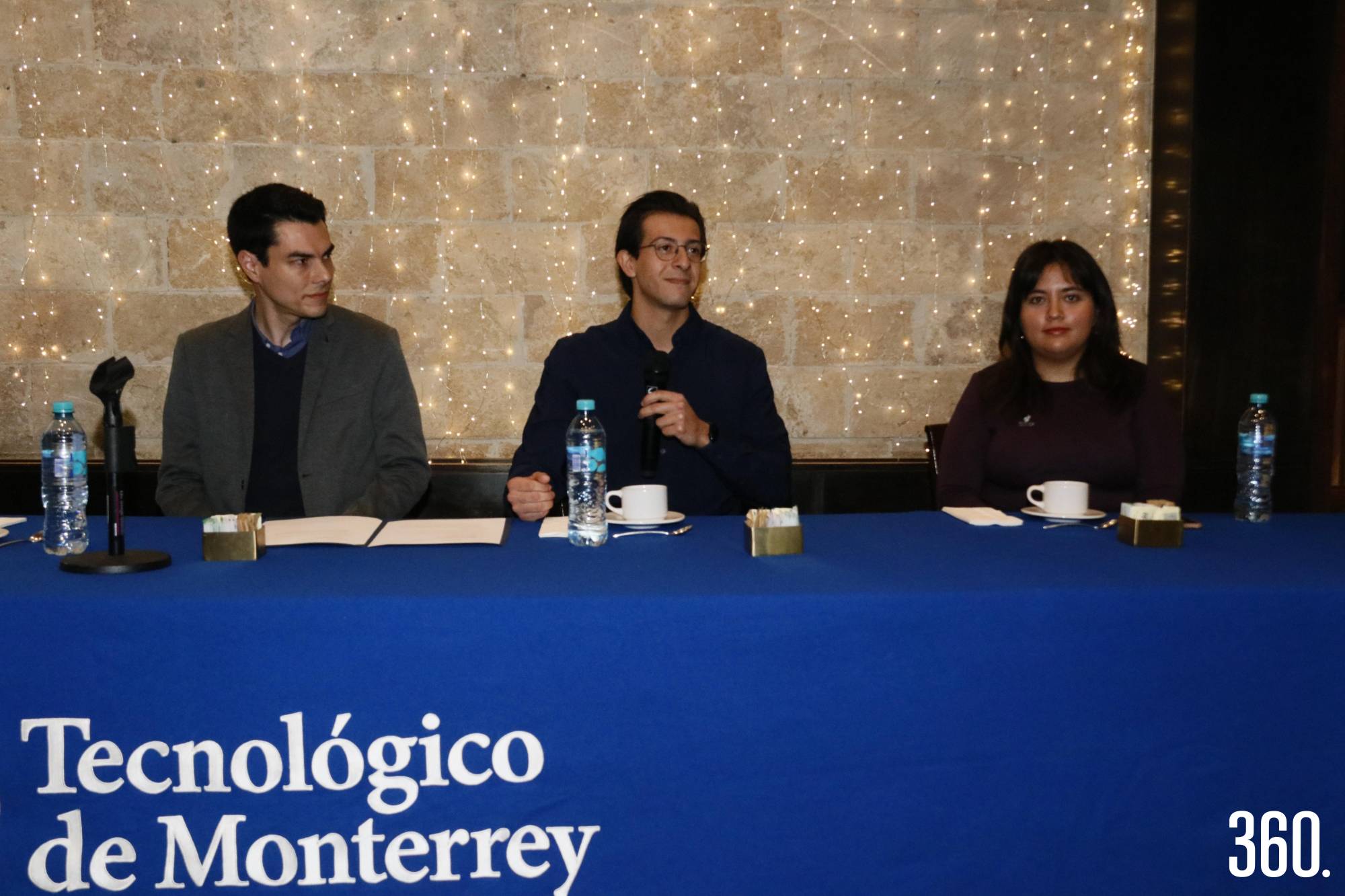 $!Adrián González, Salim Tobías y Claudia López.