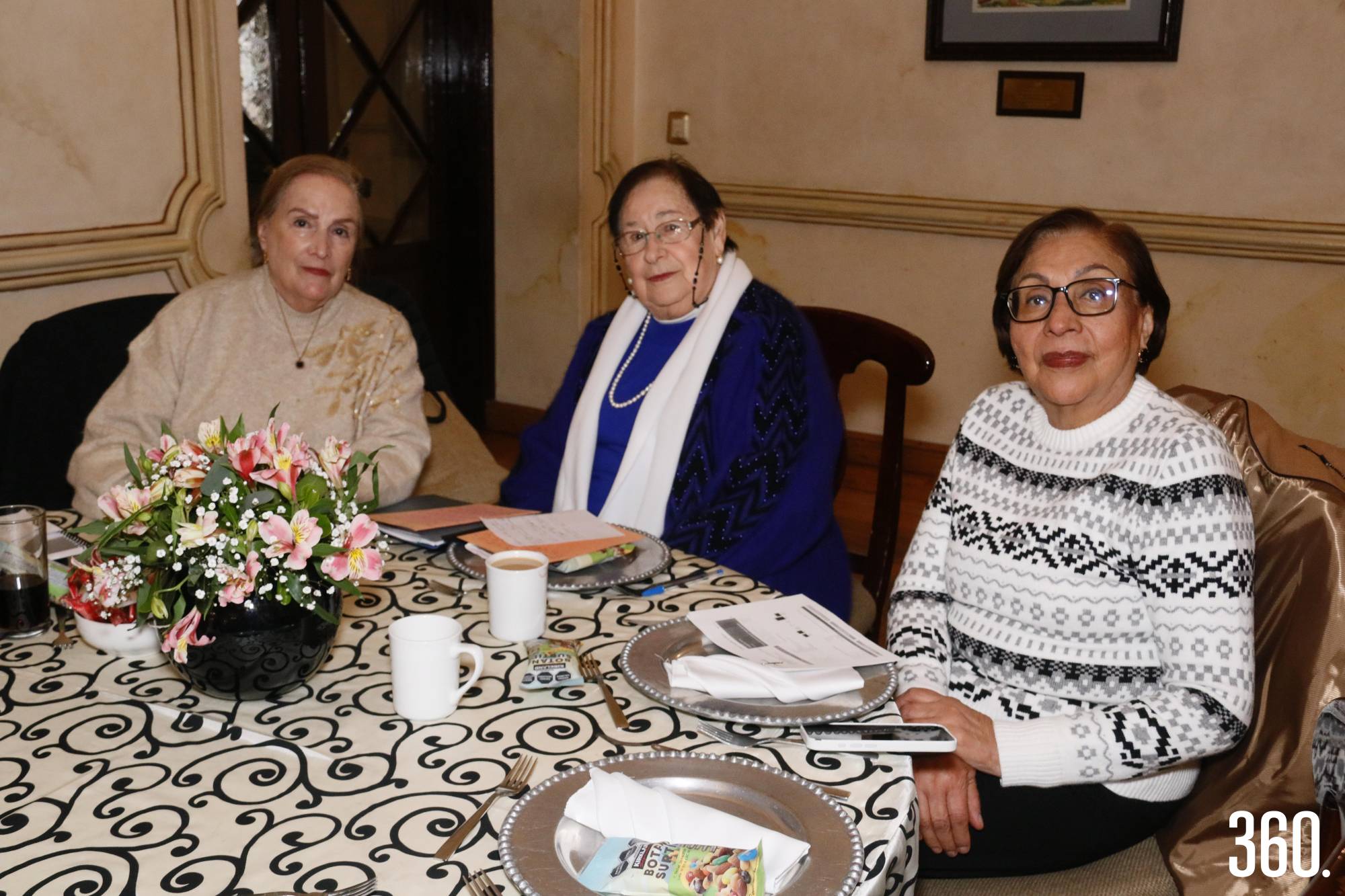 $!Silva Morales de Yáñez, Margarita Gutiérrez de Cooney y Lupita Costilla de Mendoza.