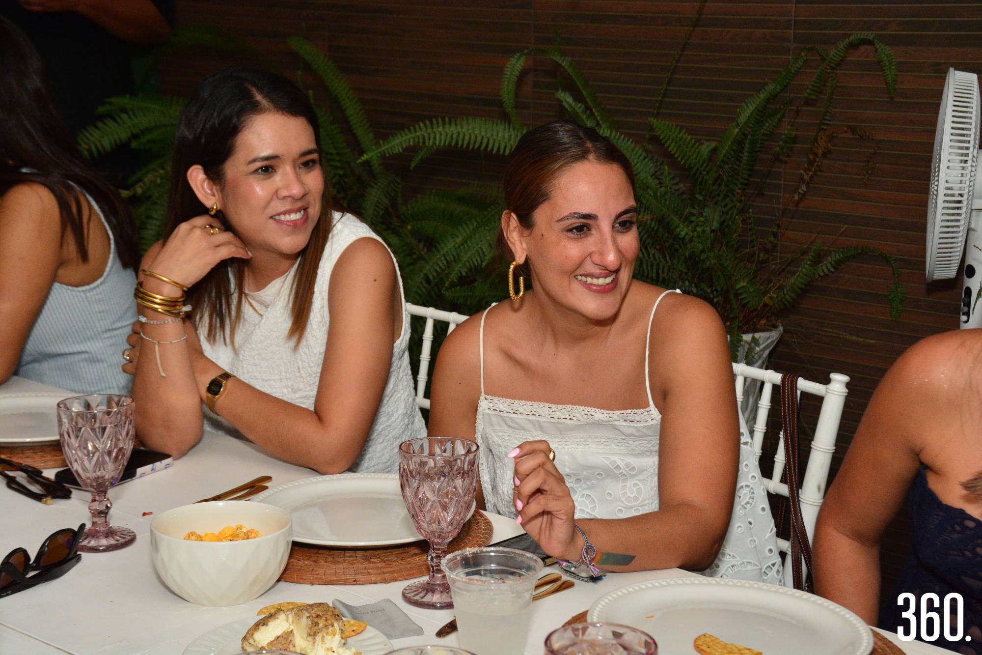 $!Marialy González y Patricia Hernández.