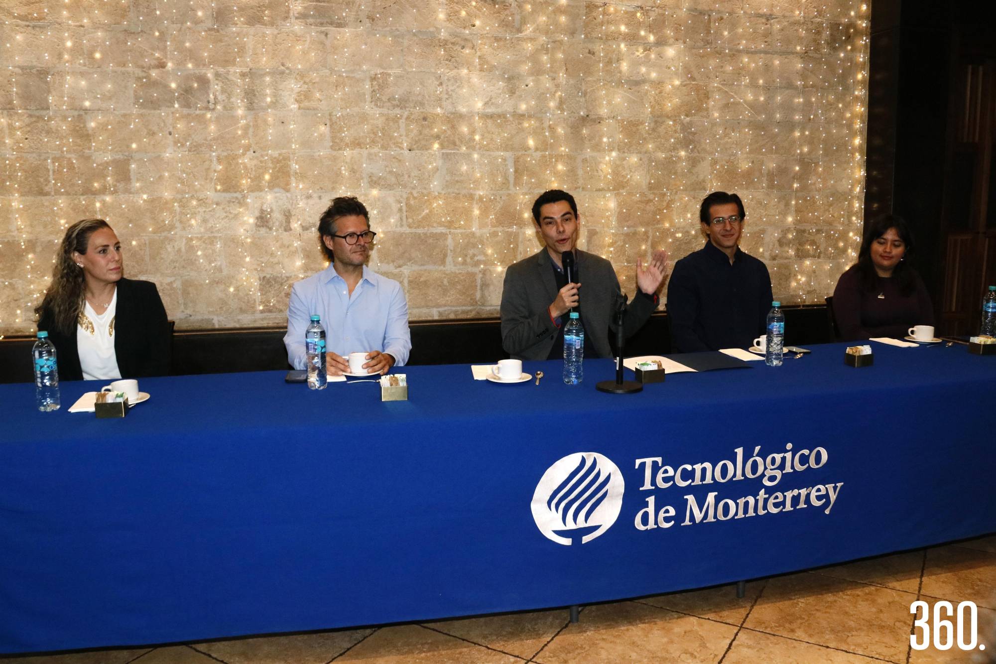 $!Montserrat Pla, Natanael Espinoza, Adrián González, Salim Tobías y Claudia López.