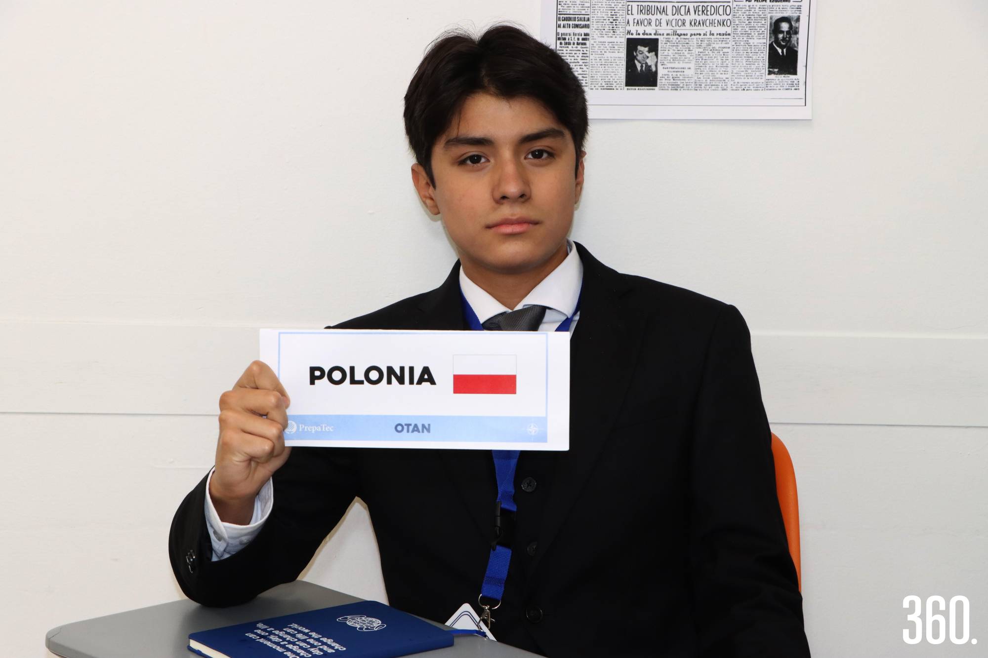 $!Erik Muñoz Chavarría, Polonia.