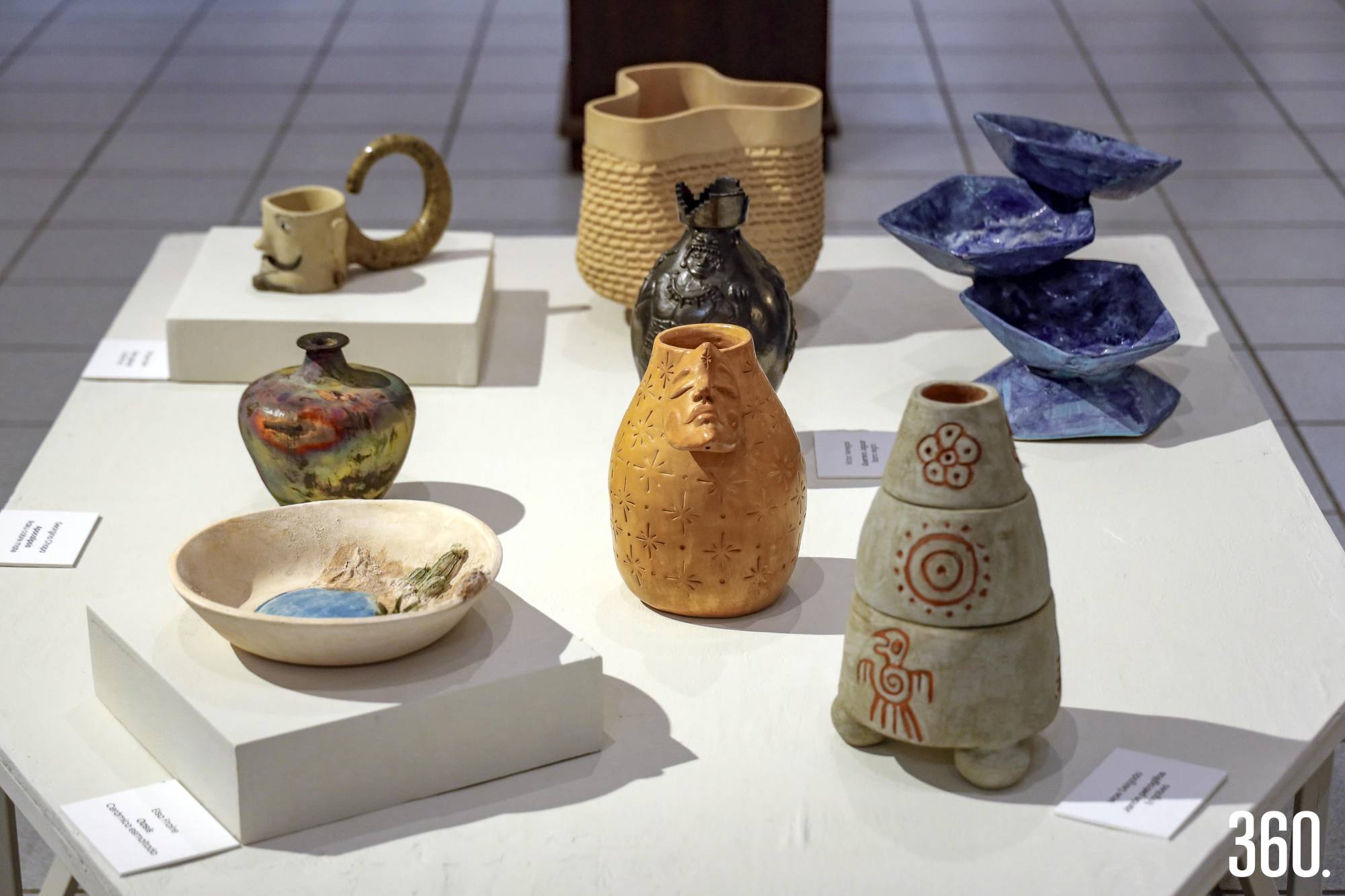 $!La cerámica explora formas abstractas, hiperrealistas y experimentales.