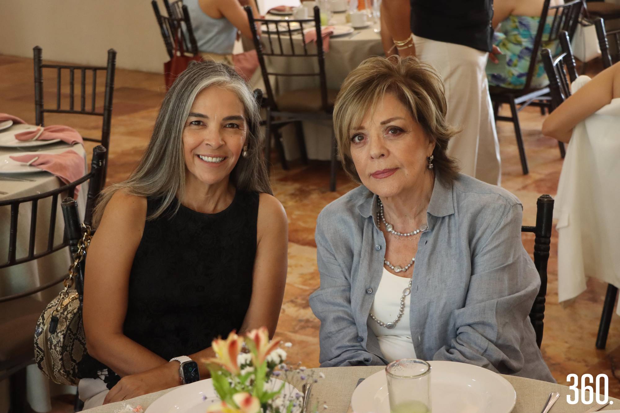 $!Elvia García y Adriana Reyes.