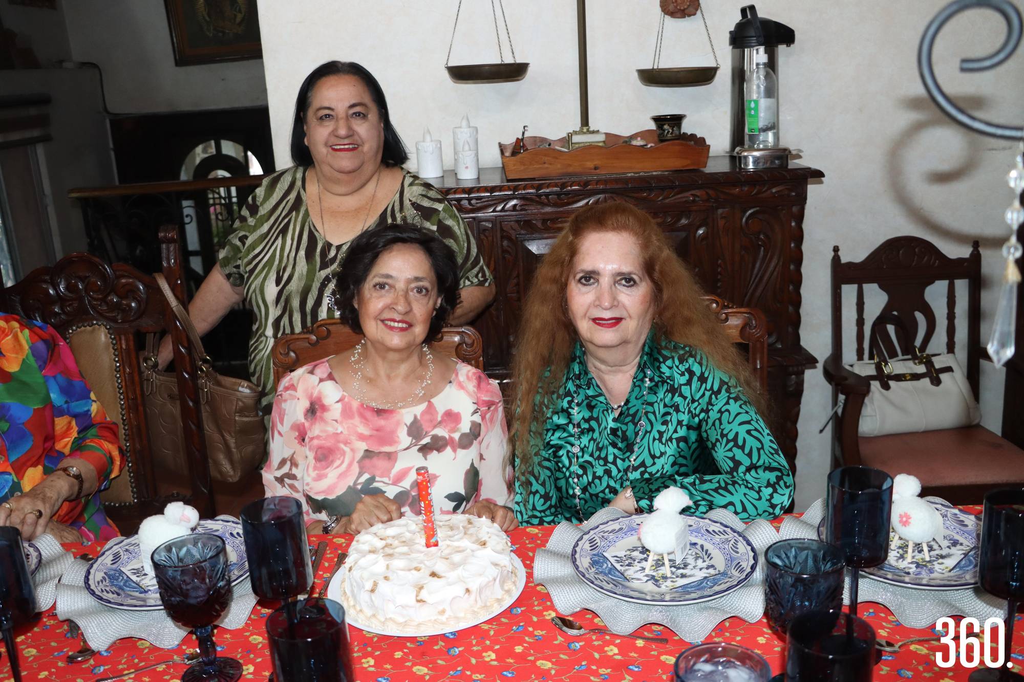 $!Lupita Verduzco celebró a Paty Mariscal y Sonia Romo de Charbel, las cumpleañeras del mes.
