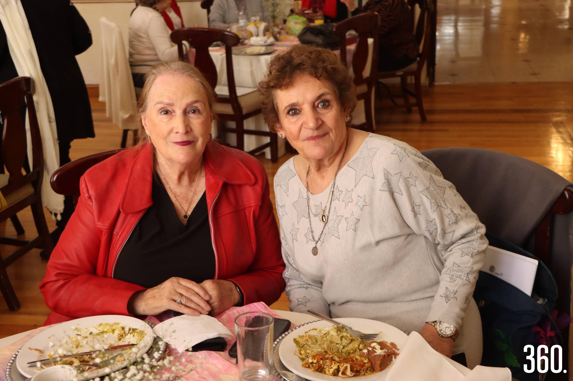 $!Silvia Morales de Yáñez y Claudia Falcón.