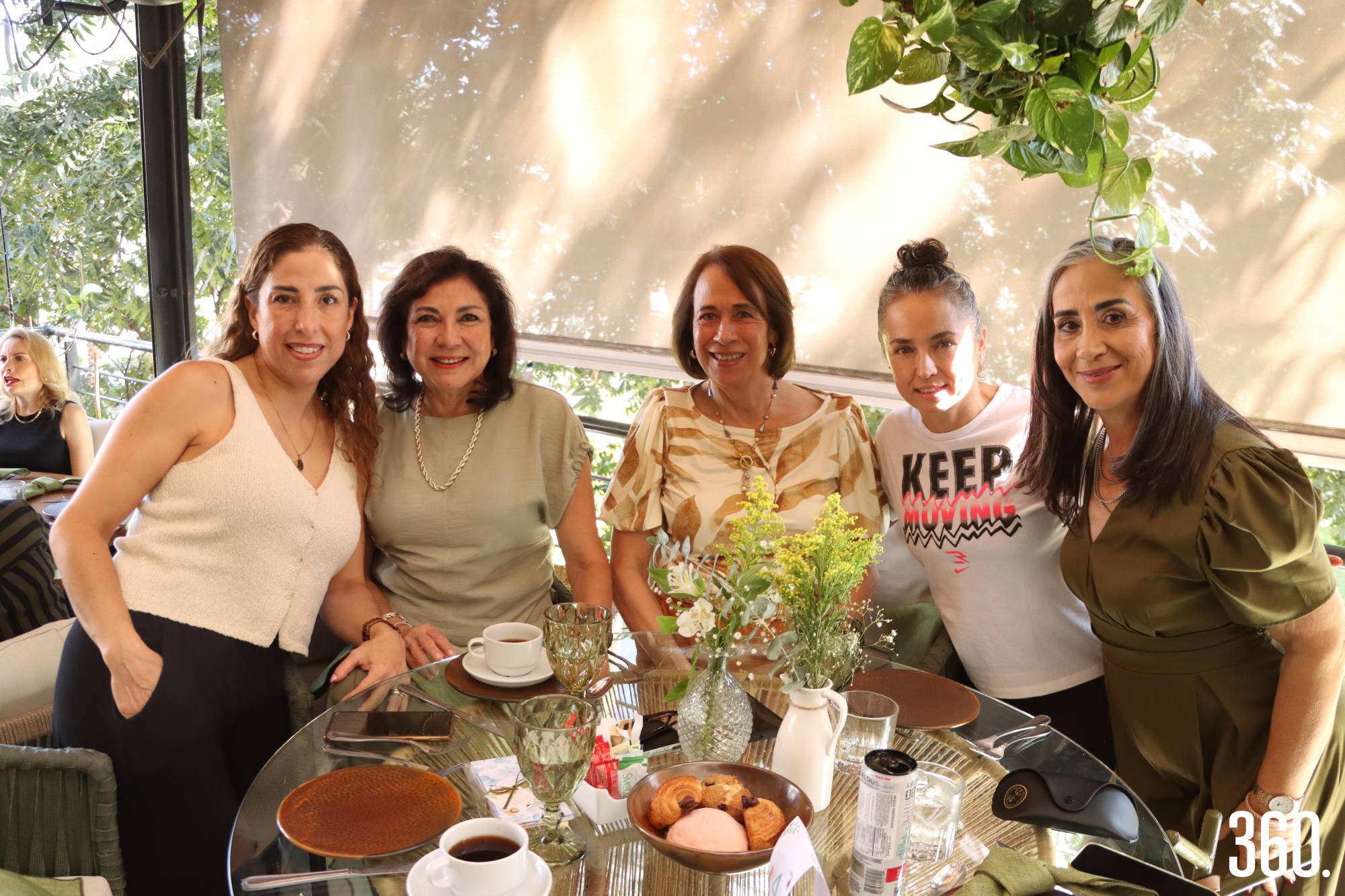 $!Liz de Ávila, Esther Falcón, Irma Martínez, Yesika Meza y Leticia Espinosa.