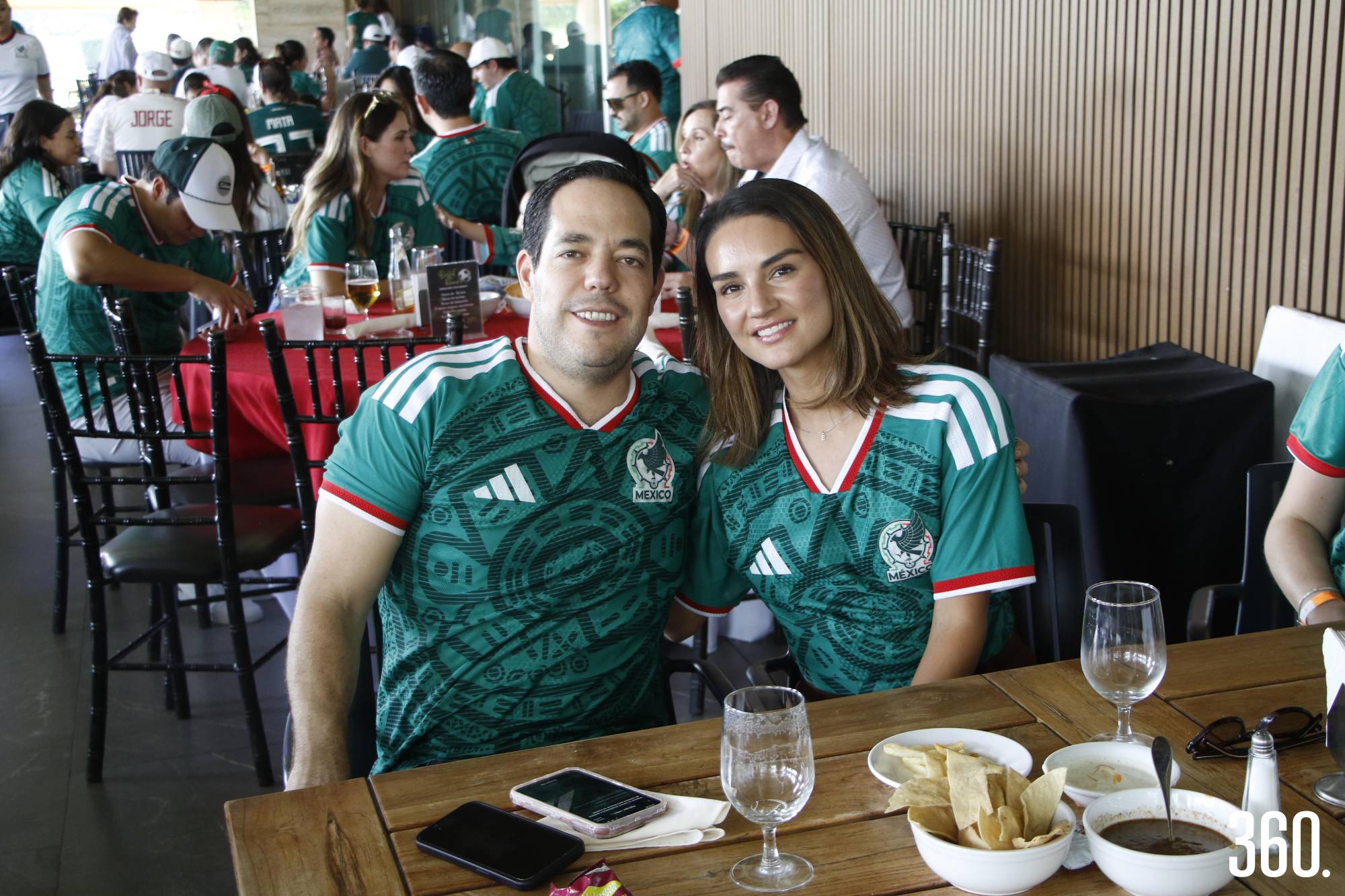 $!Jorge López y Evenlyn Salazar.