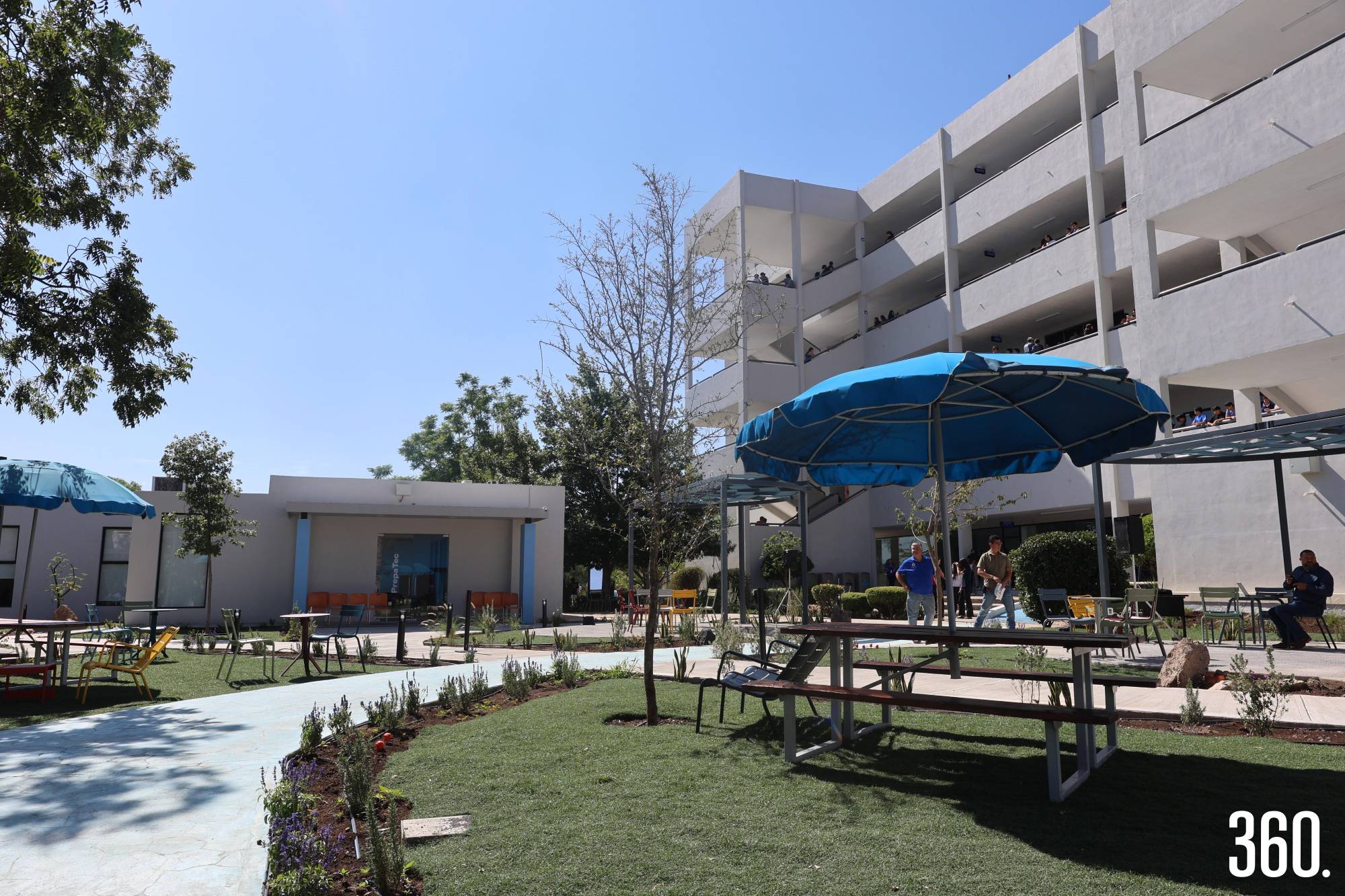 $!Nuevos salones fortakecen la experiencia académica.