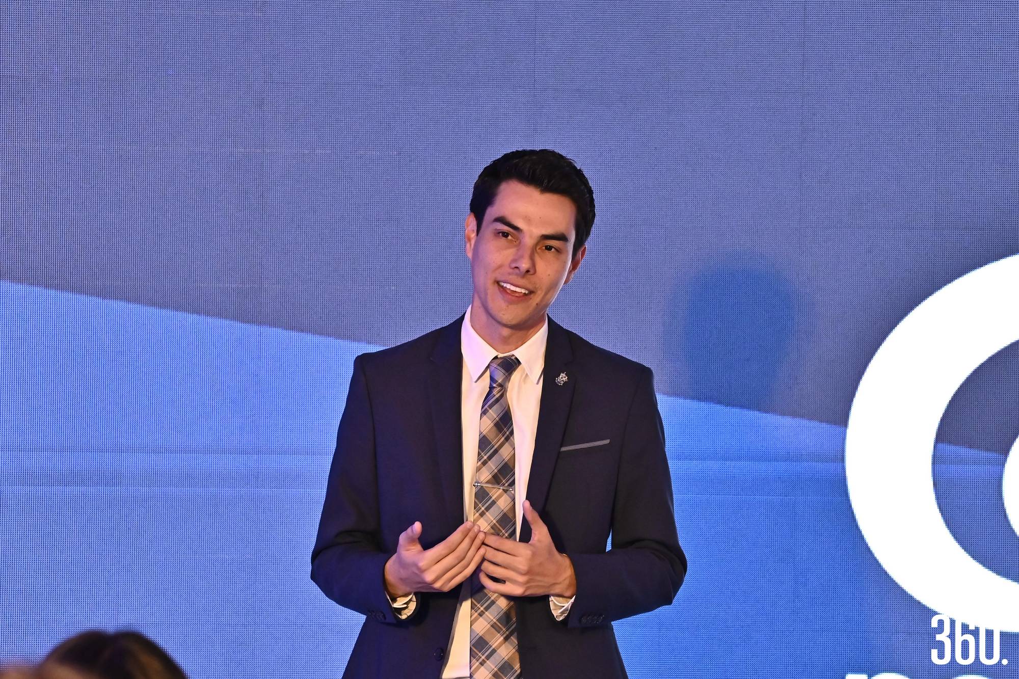 $!Director general, Adrián González Zambrano.