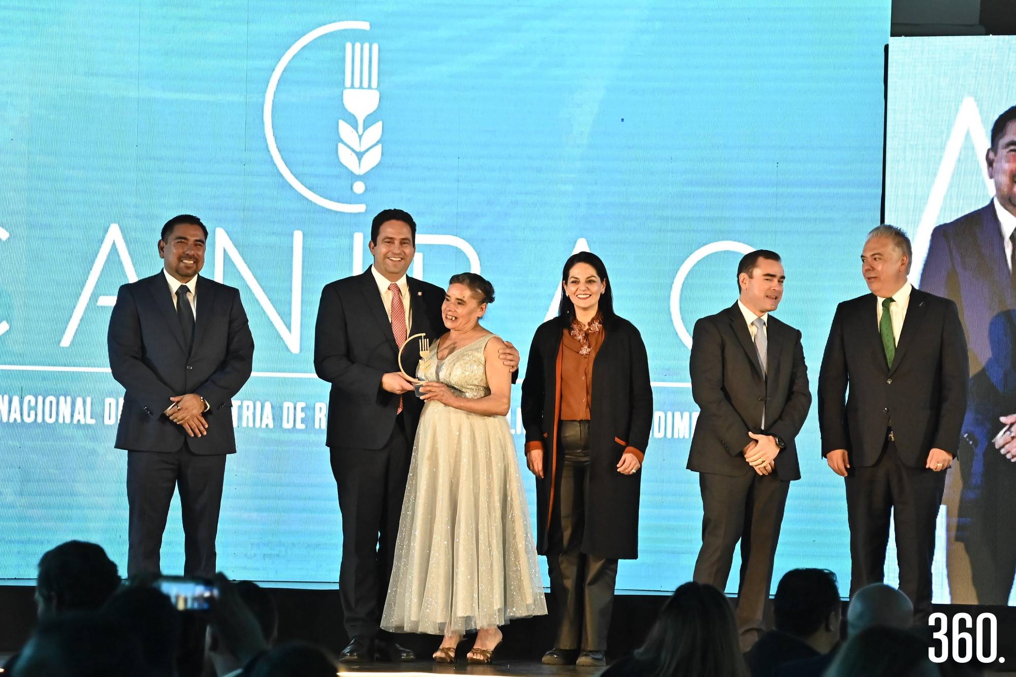 $!María de la Luz Montes de Las Escolleras.