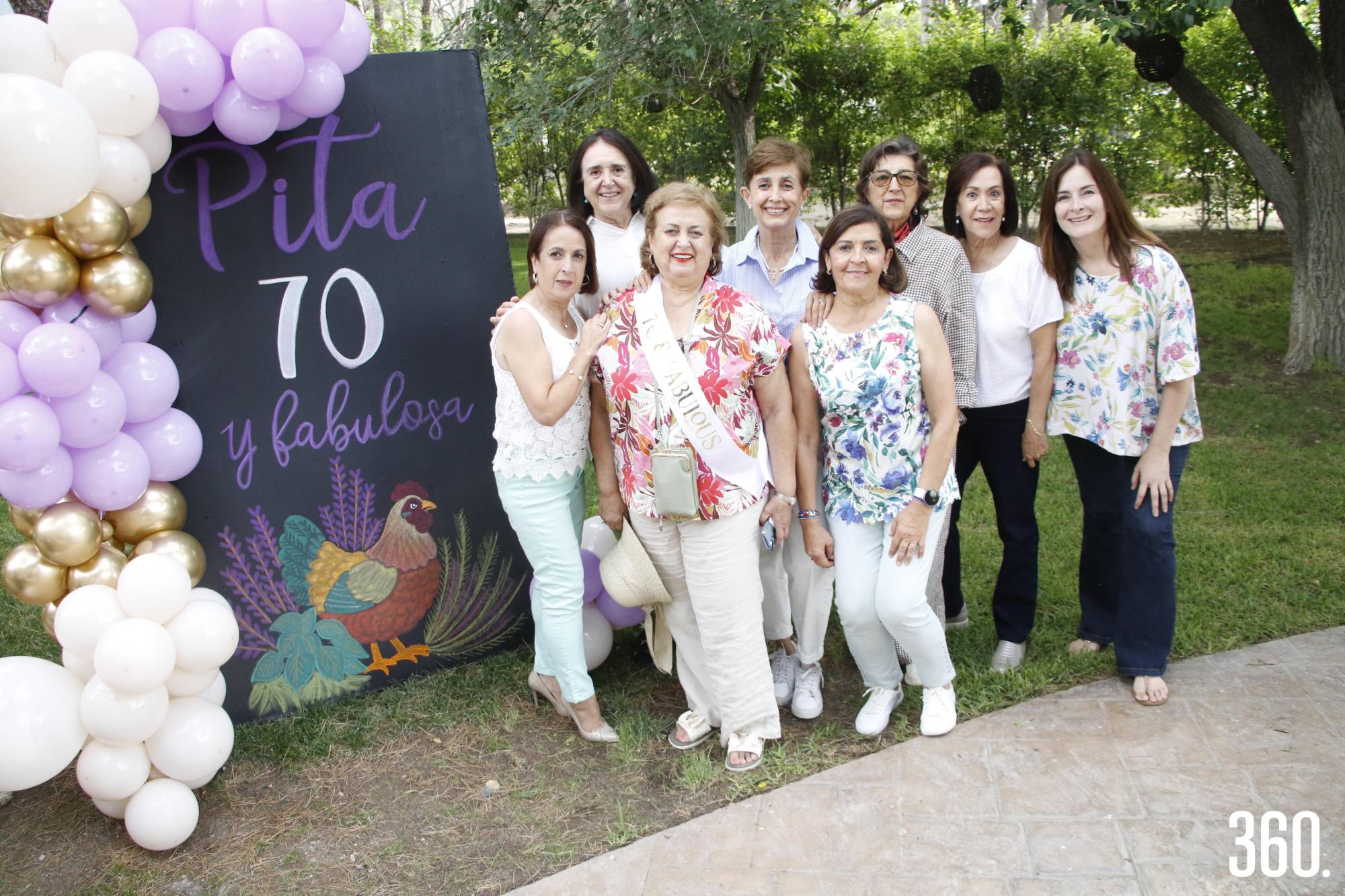 $!Pita con Betty Durón, Rebeca Torres , Bebis Dewey, Irma Durón, Gaby Castilla, Laura Castilla y Marinés de Valle.