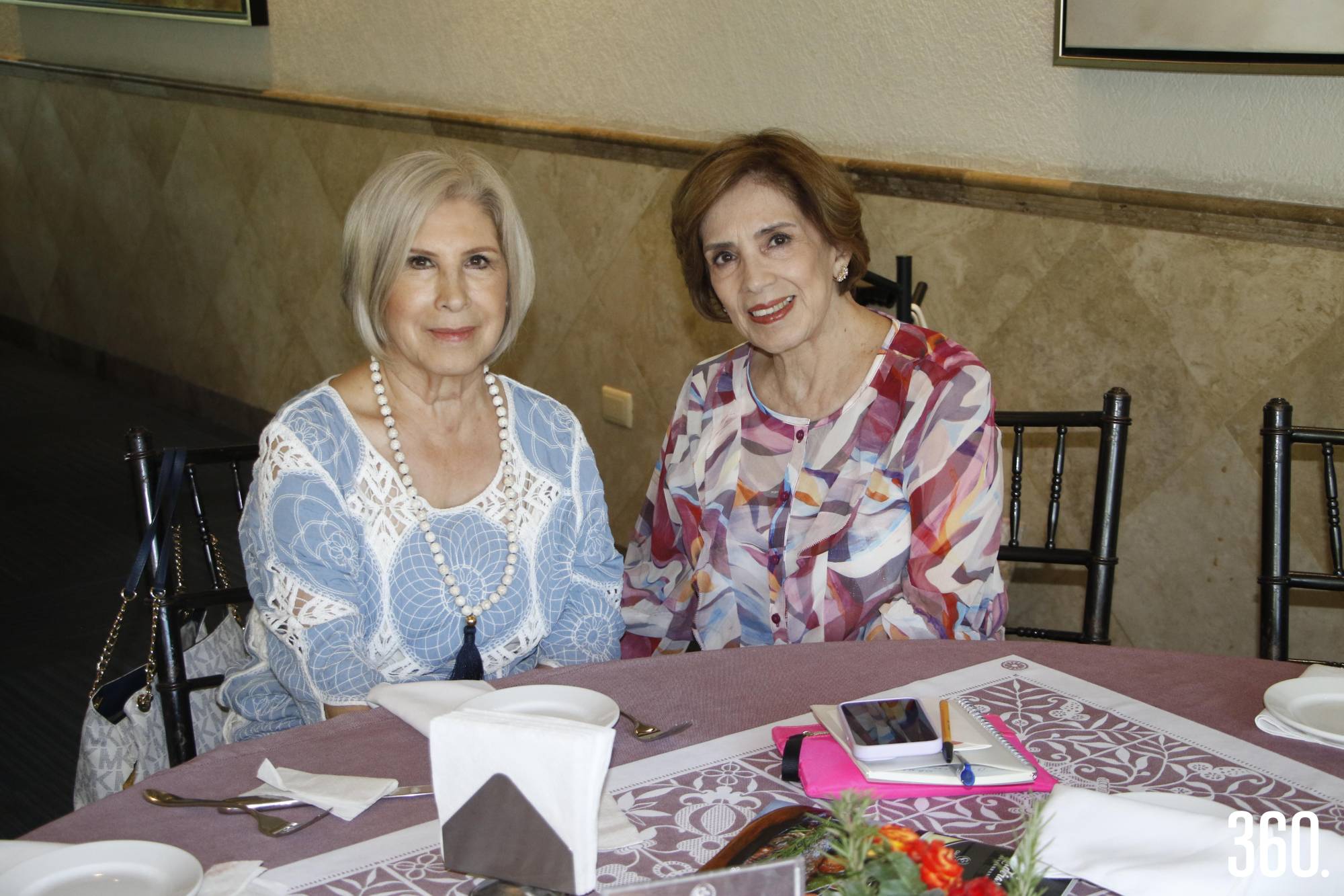 $!Rosy Almanza de Morales y Mene González.