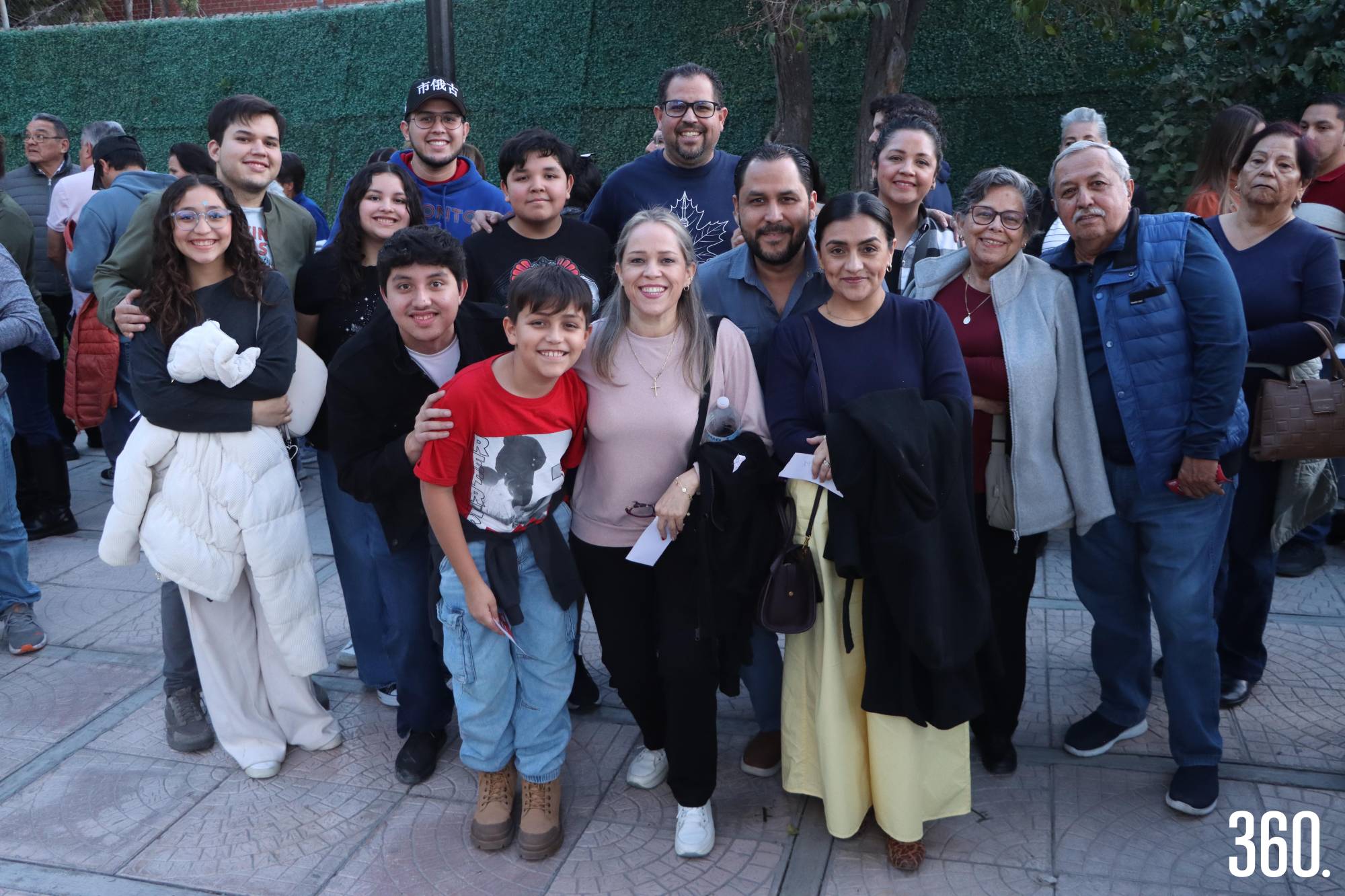 $!Familia Del Bosque.