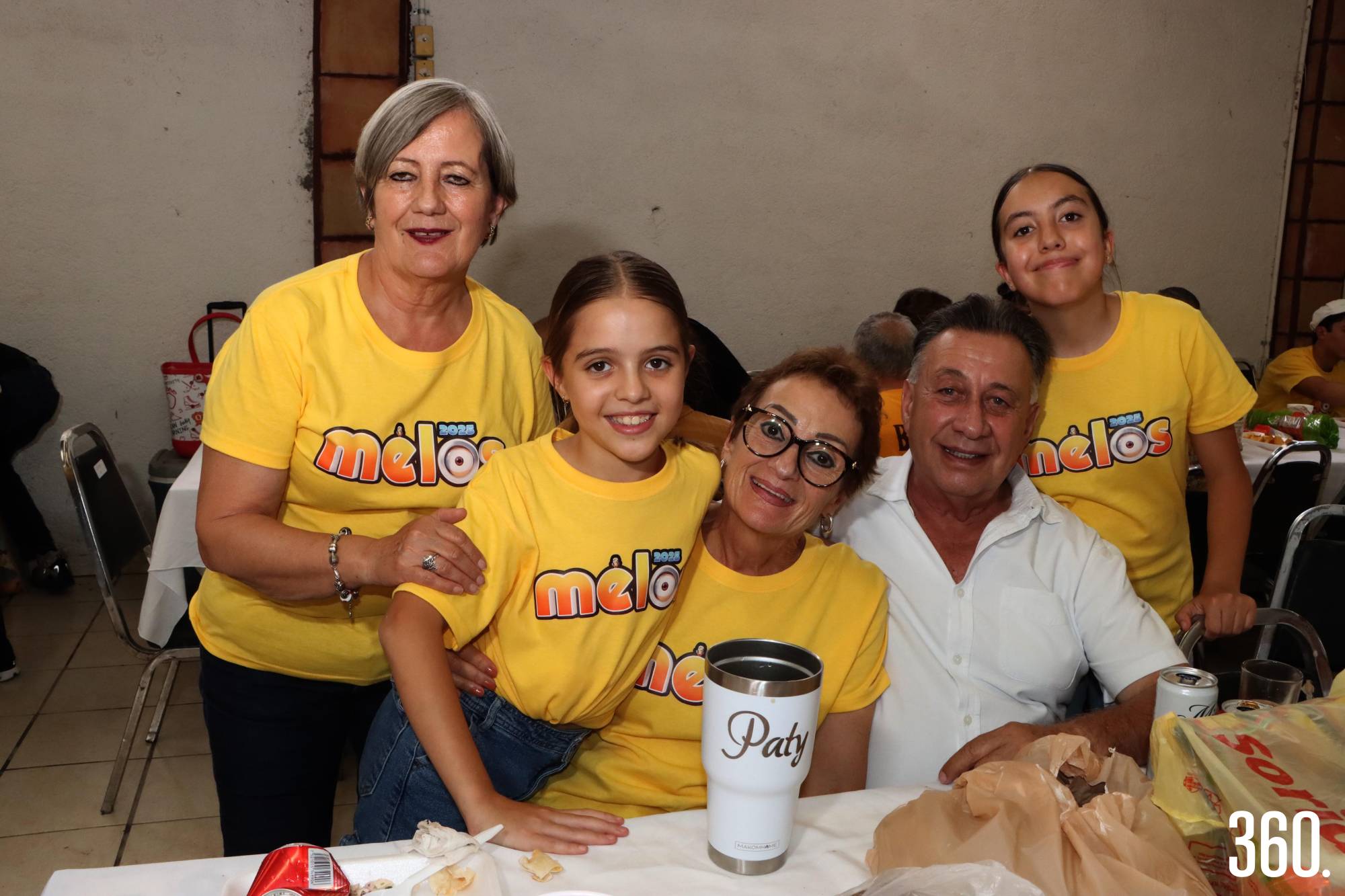 $!Malena Aguirre, Ana González, Paty Aguirre, Gerardo Dávila y Marian González.