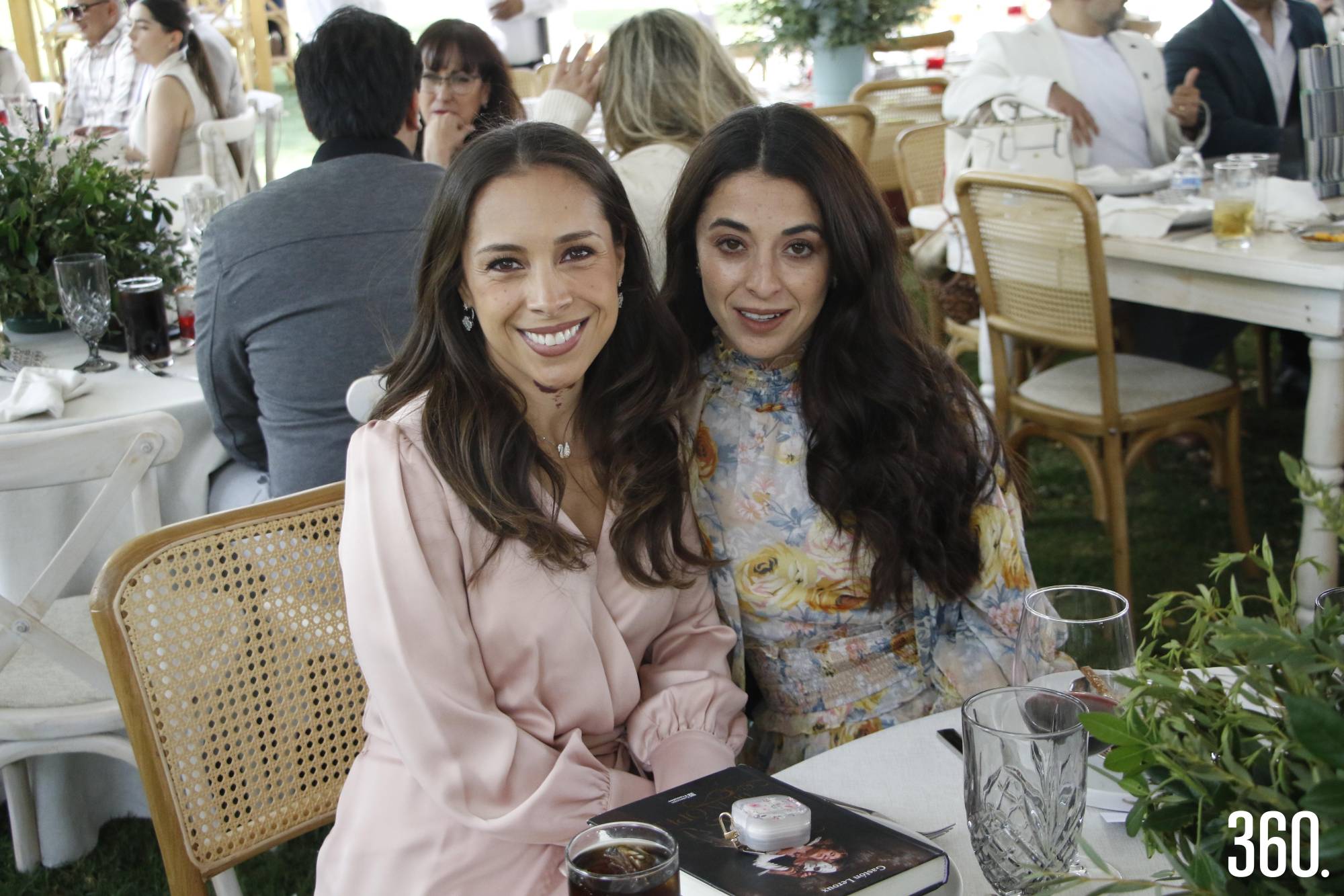 $!Maria Elena Molina y Mariana Saucedo.