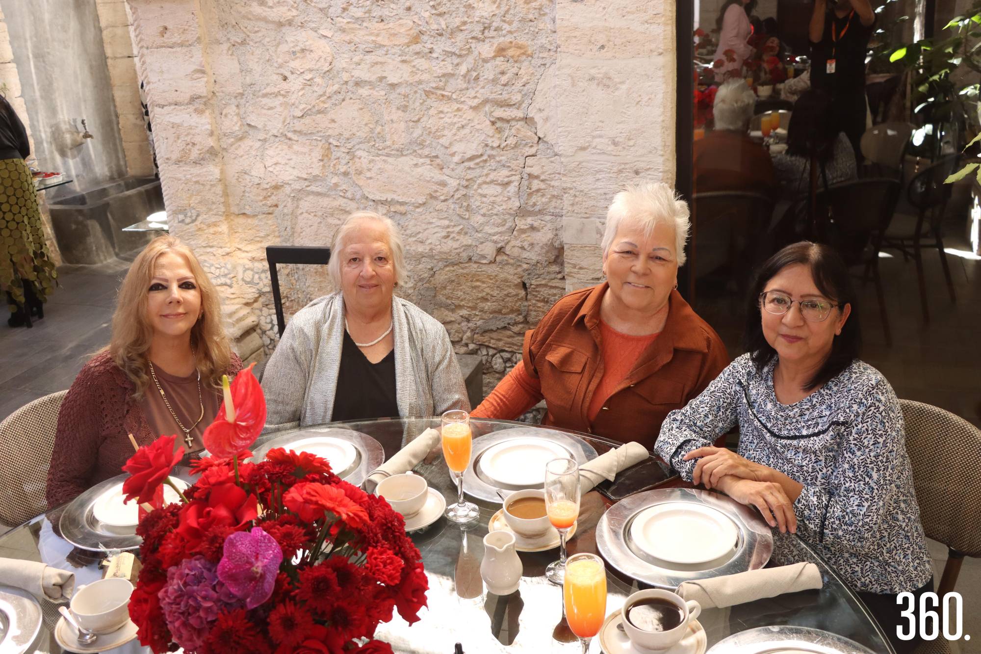 $!Alicia González, Marta Josefina González, Aurora Barrera y Alma Delia Reyna.