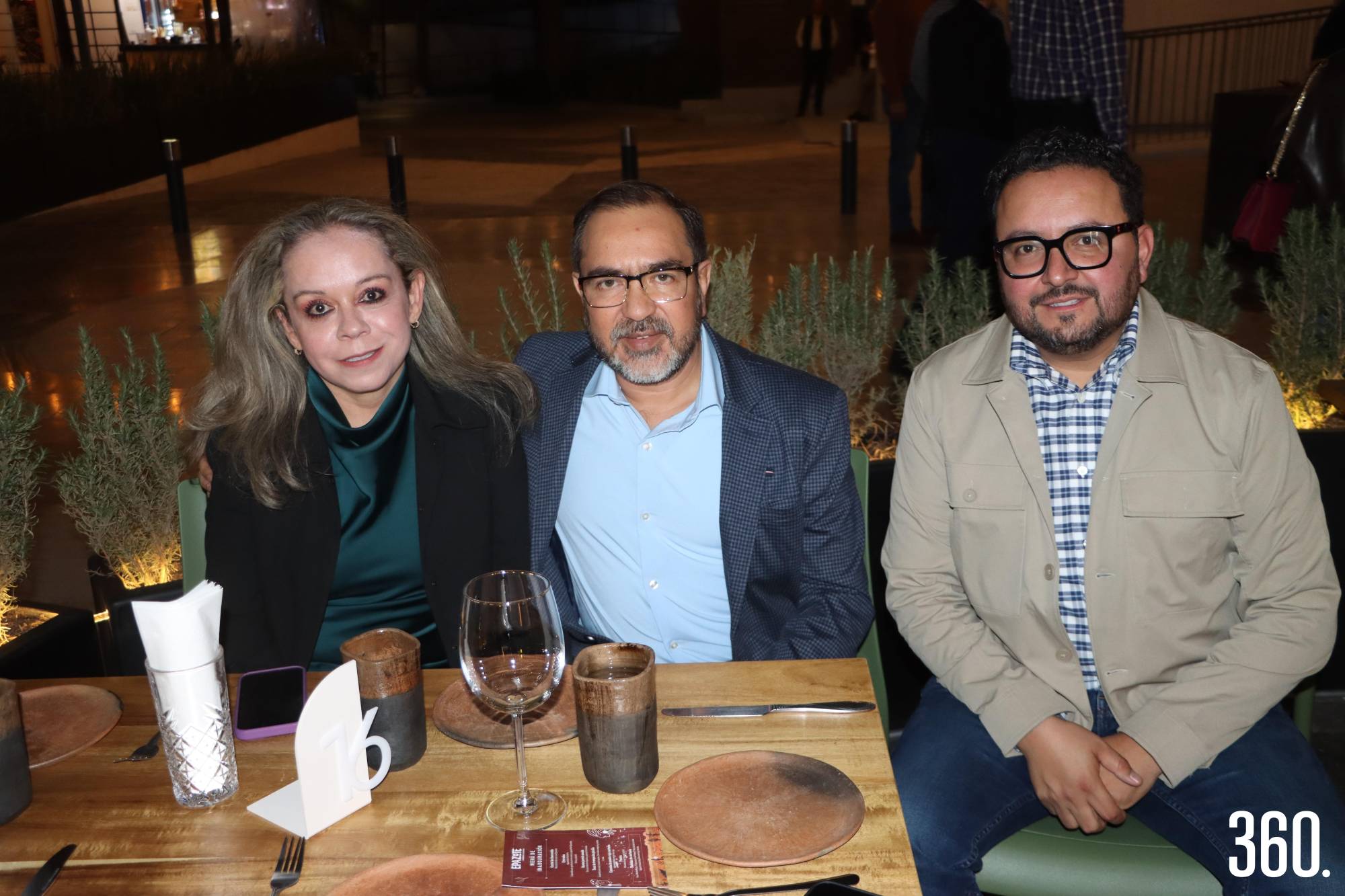 $!Silvia Vega, Arturo Rodríguez y Ernesto Prado.