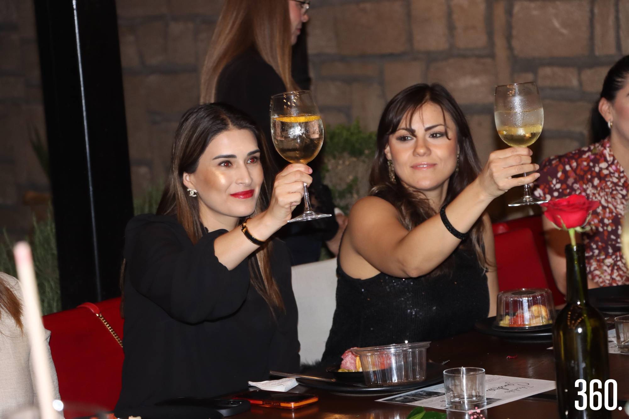 $!Lily García y Vero Garza.