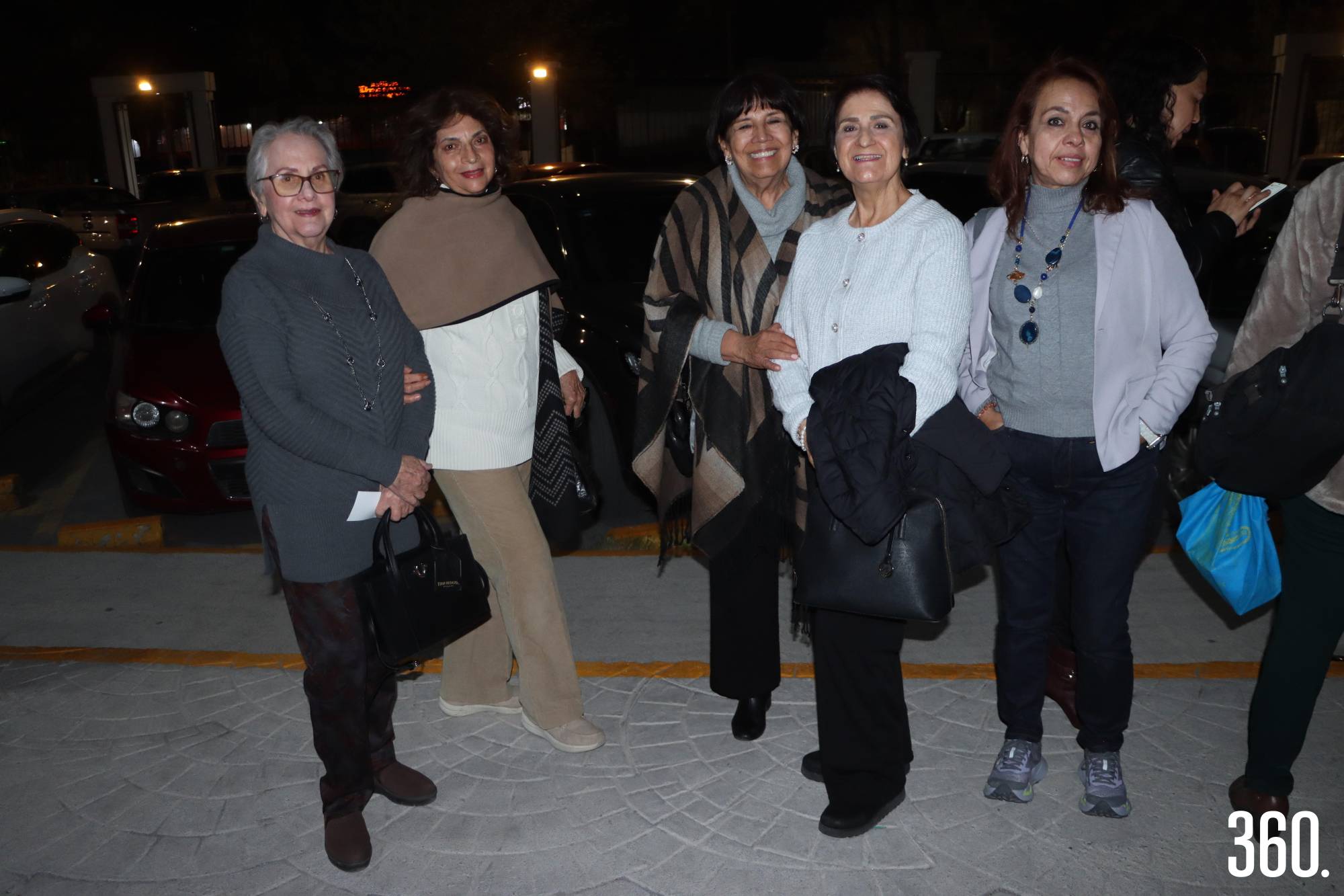 $!Cristina Álvarez, Norma González, Rosy Fuentes, Irma Gil y María Concepción García.