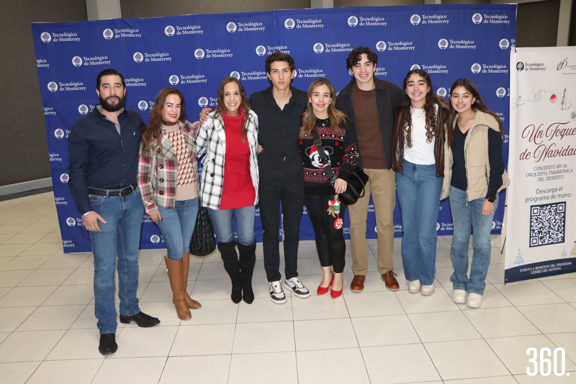 $!Emilio Dinen, Yamile Dinen, Sharil Dinen, Said Dinen, Anabel Salgado, Abner Salgado, Ana Salgado y Abby Salgado.