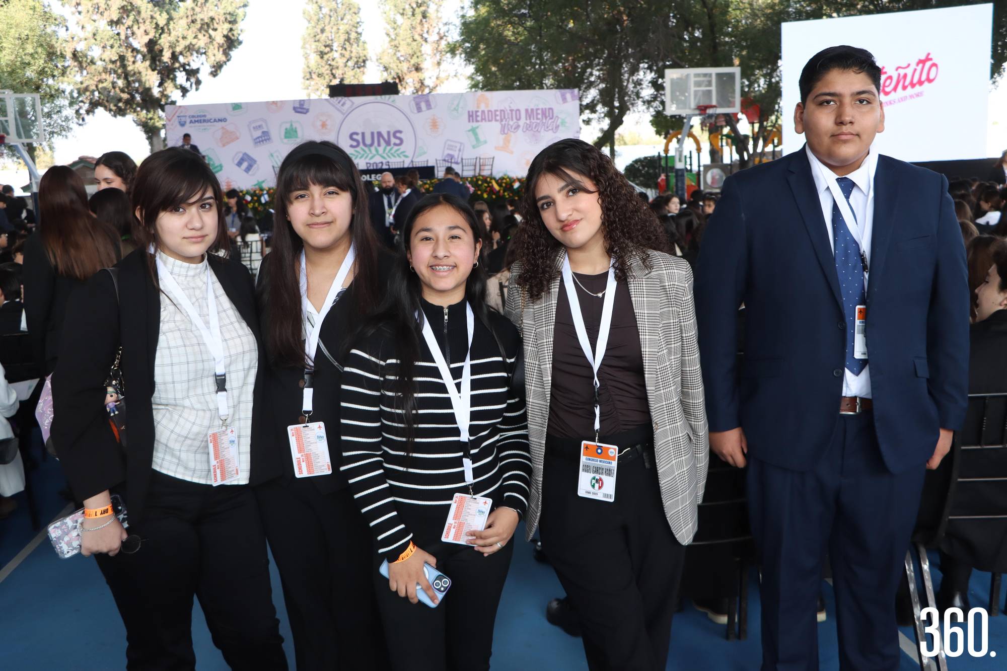 $!Renata Mallen, Sofía Vaquera, Regina Martínez, Valeria Guajardo y Carlos Antonio Serna.