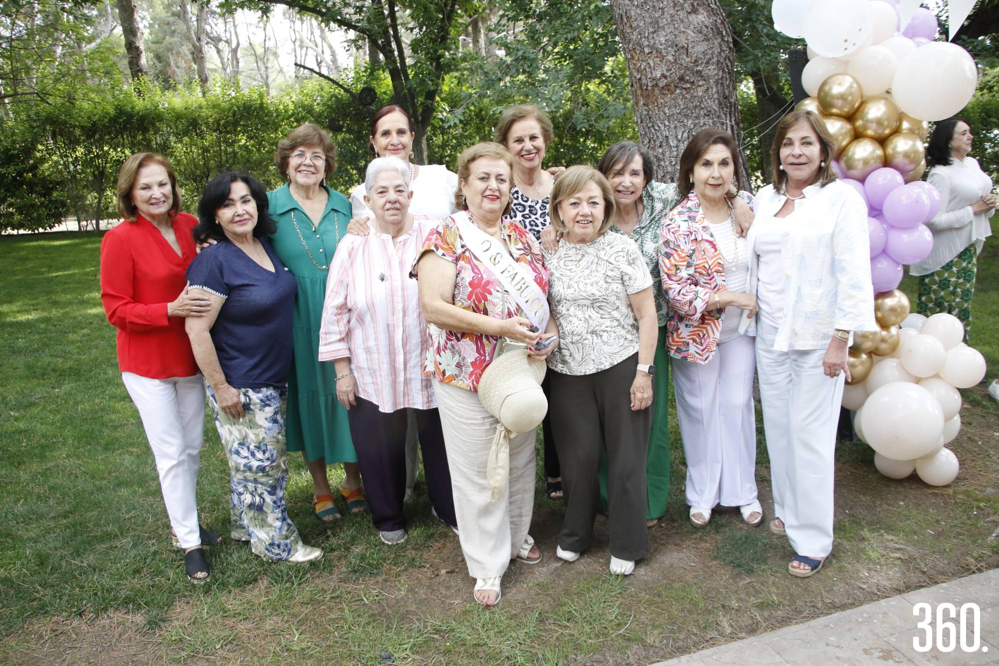 $!Pita con sus amigas.