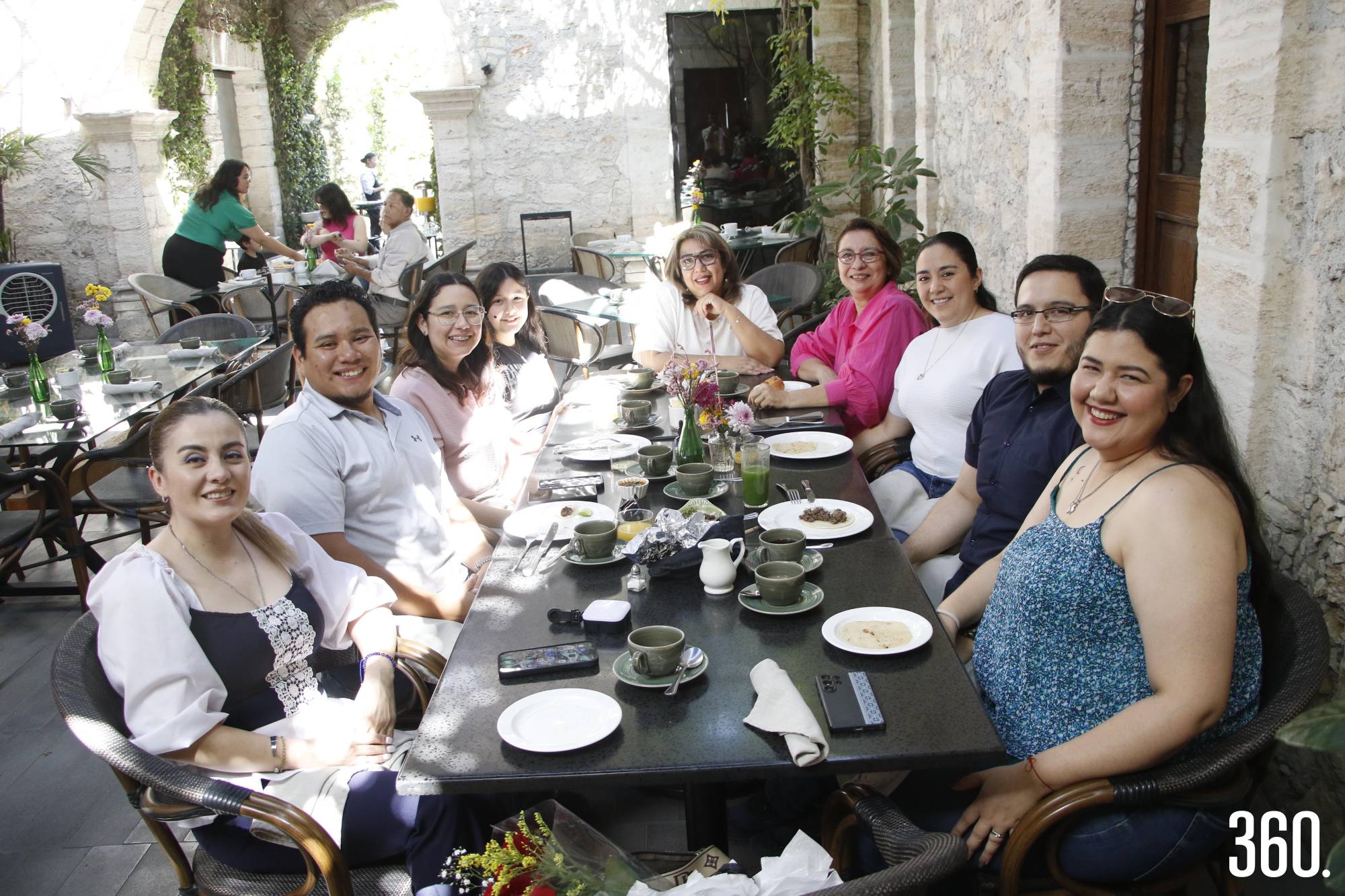 $!Vanessa Arredondo, Ángel García, Fernanda Rodríguez, Mariana Rodríguez, Claudia de Luna, Dulce Escobar de Arredondo, Pamela y Francisco Arredondo y Karen Rodríguez.