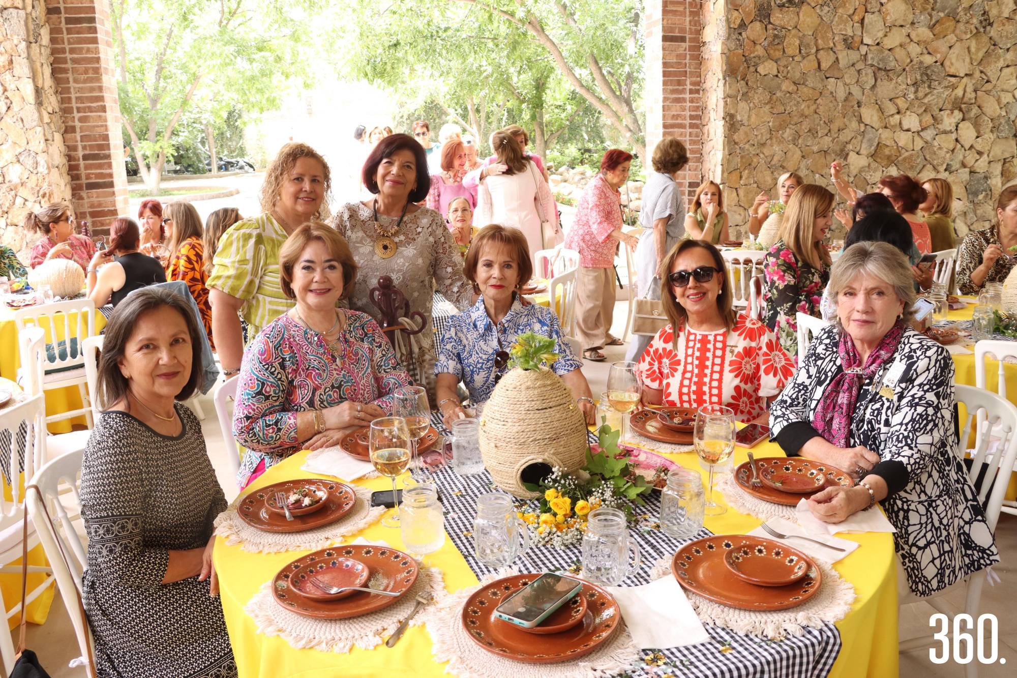 $!Chepis Campos, Mayela Hernández, Alma Orquídea, Lupita de Lara, Rosina Martínez, Marissa Zavala y Titi Nava.