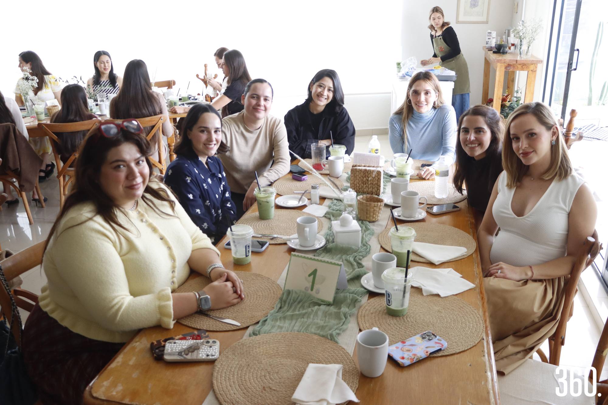$!María Gutierrezhermosillo, Marinés Amavizca, Gabrie Trousselle, Irán Castillo, Ana Sofía Amavizca, Sofía Dávila y Caro Guadiana.