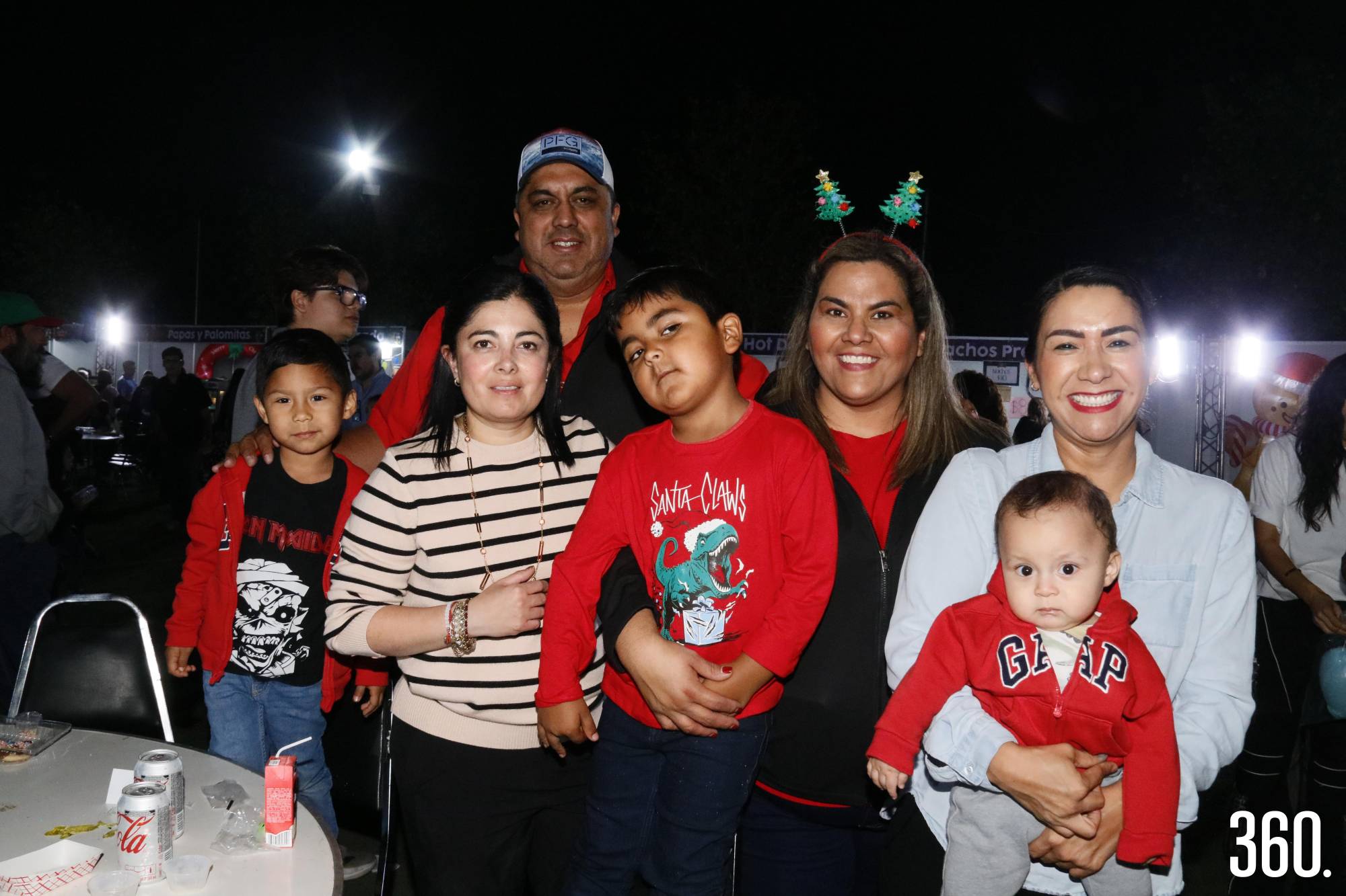 $!Las familias Mandujano Hernández y Figueroa Monjaraz.