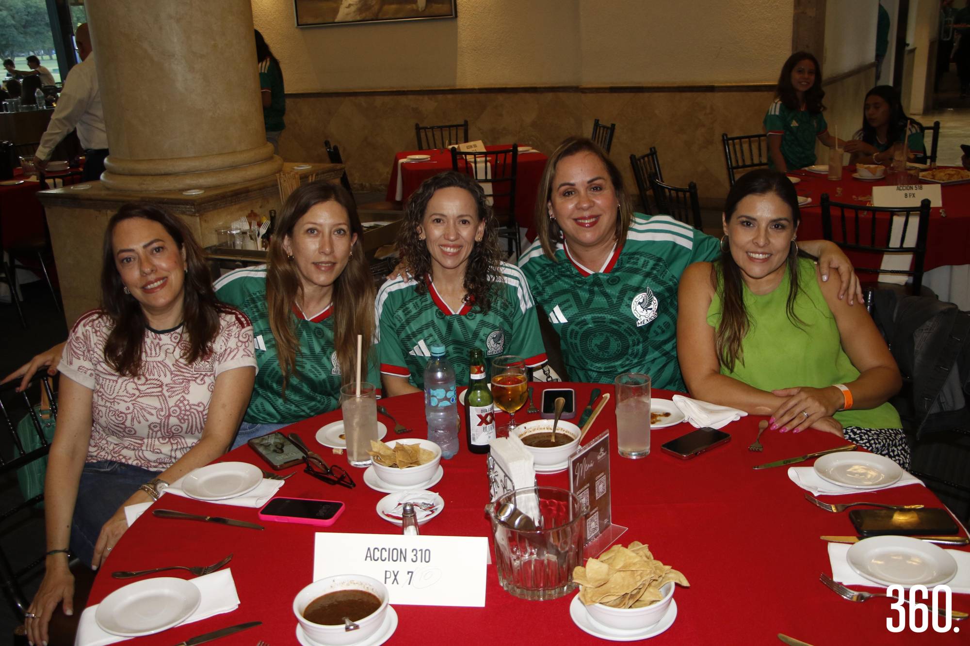 $!Paola Pineda, Vero Garza, Claudia Berlanga, Melissa Aguirre y Mayte Cepeda.