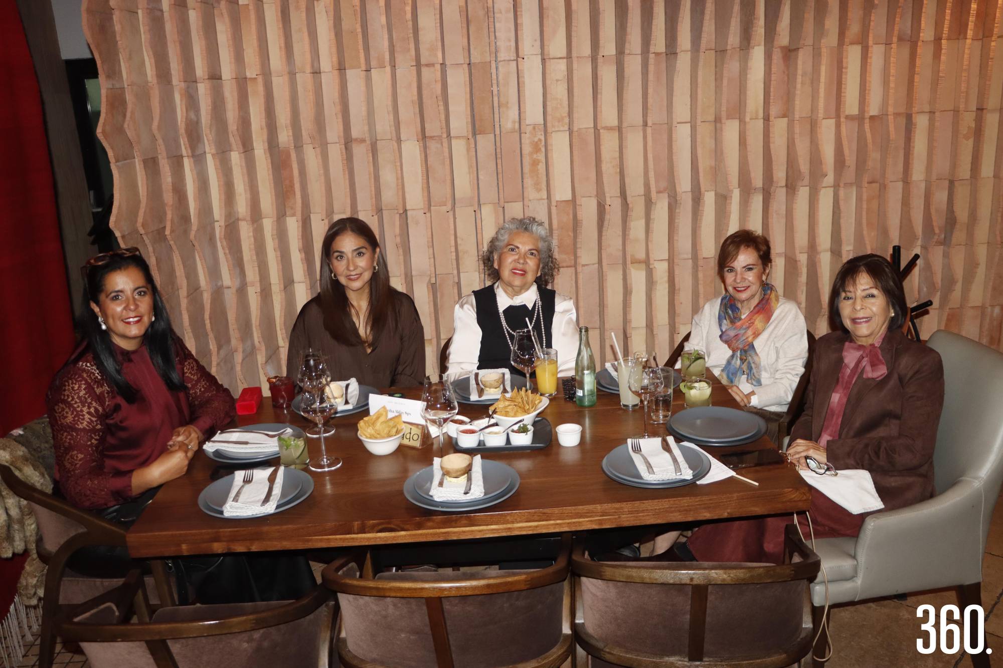$!Mili Ramos, Tere de Gutiérrez, Lupana Betancourt, Patricia Figueroa y Bertha Alday.