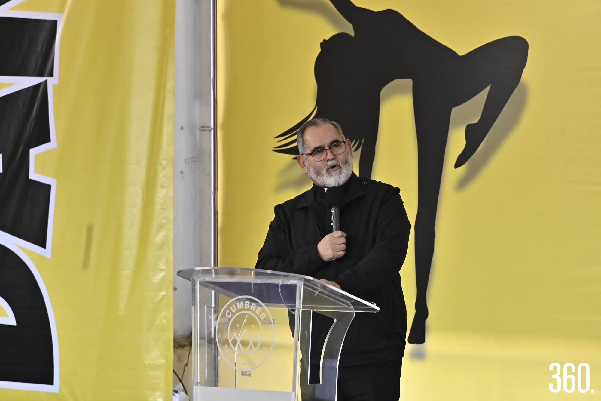 $!P. Fernando Enrique Torres director de Cumbres International School Saltillo.