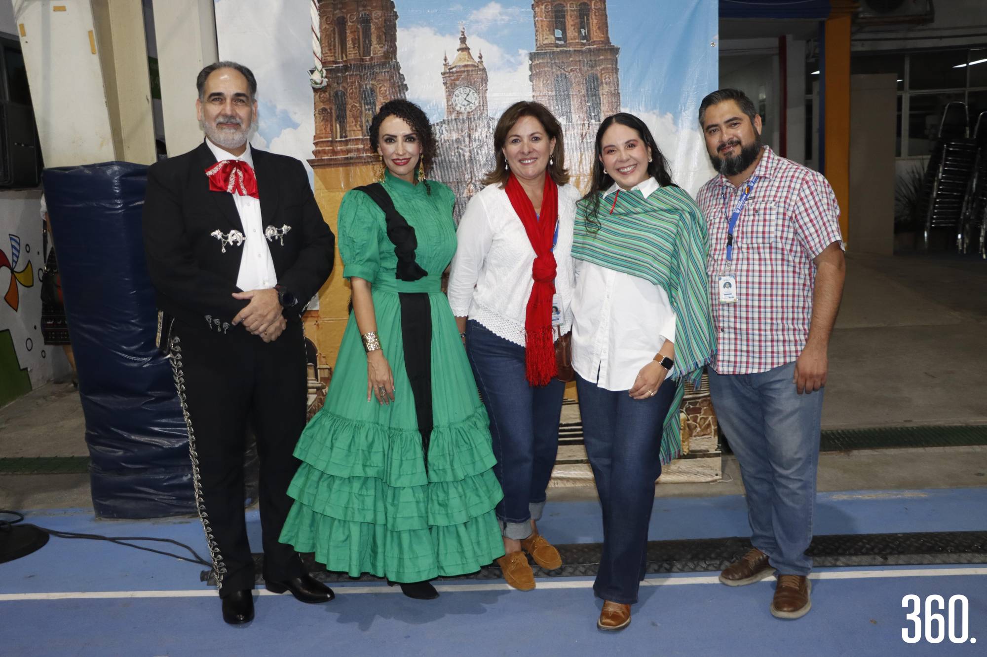$!El director del COLAM, Jorge Alanís, Yadhira González, Olga Alanís, Silvia Meneces y Benito Gaytán.