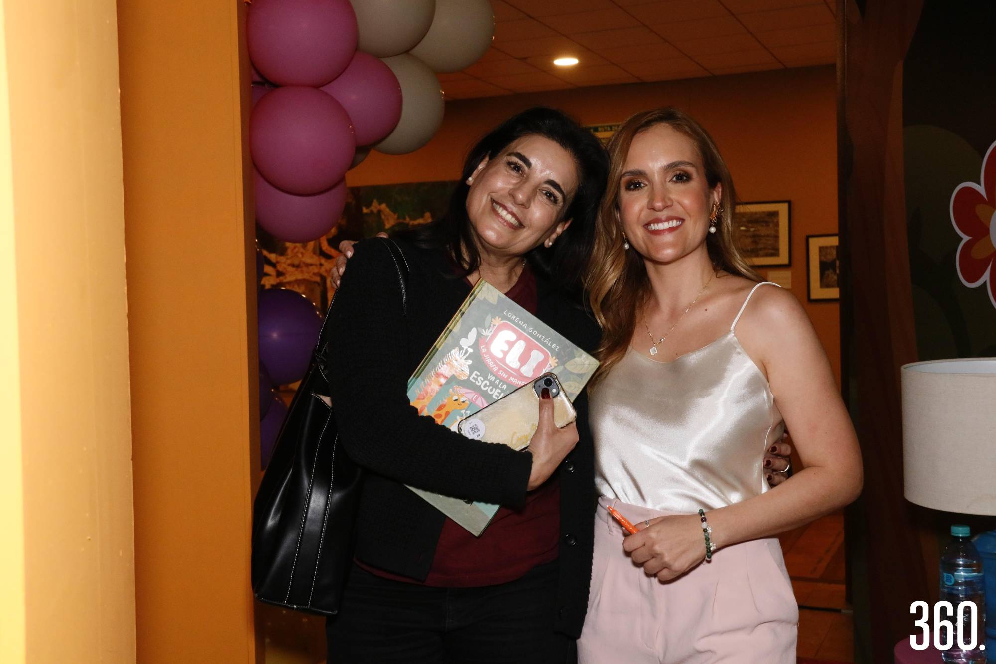 $!Ana Cecy Mata y Lorena González.