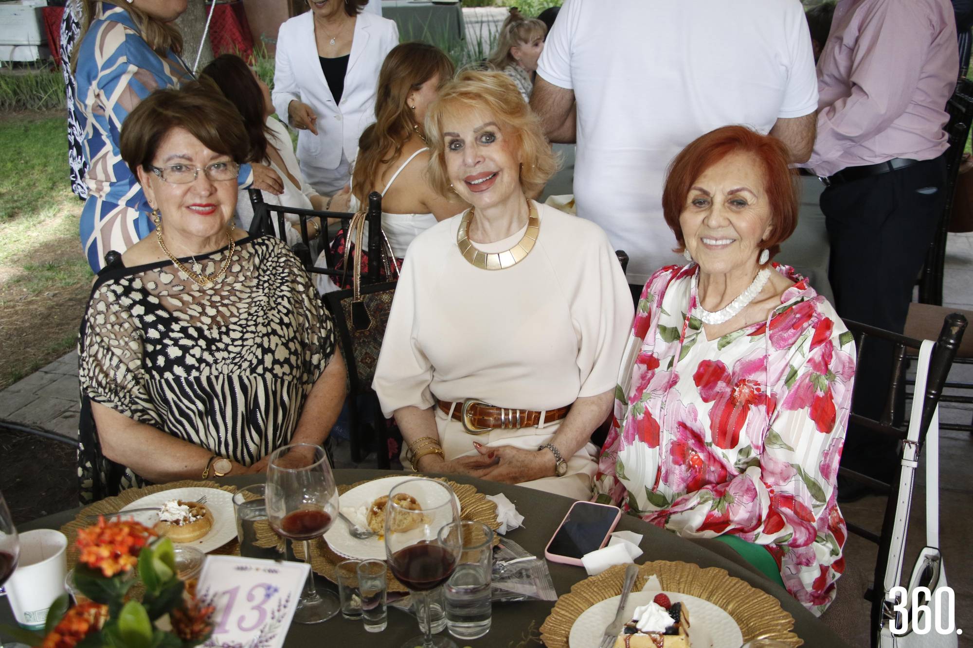 $!Graciela Salas, Luz María Caballero y Lupita Saade.